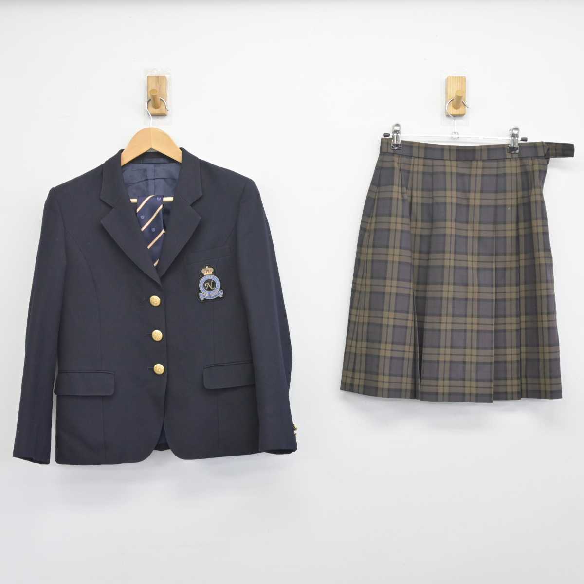 【中古】東京都 日本女子体育大学附属二階堂高等学校 女子制服 4点（ブレザー・スカート）sf032587