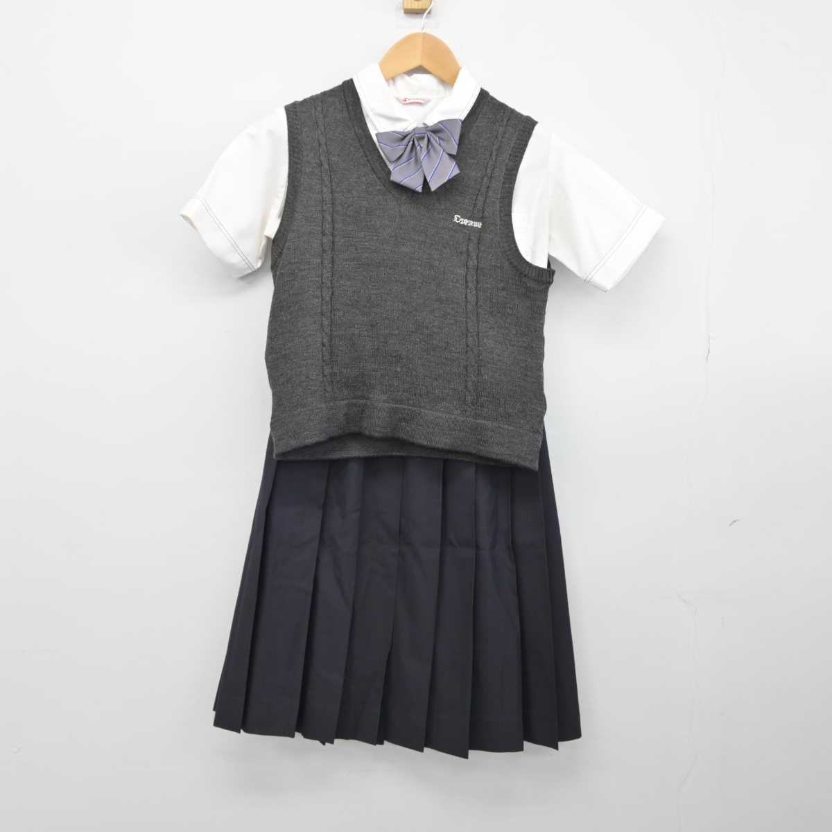 【中古】香川県 大手前丸亀中学校・高等学校 女子制服 4点（ニットベスト・シャツ・スカート）sf032614