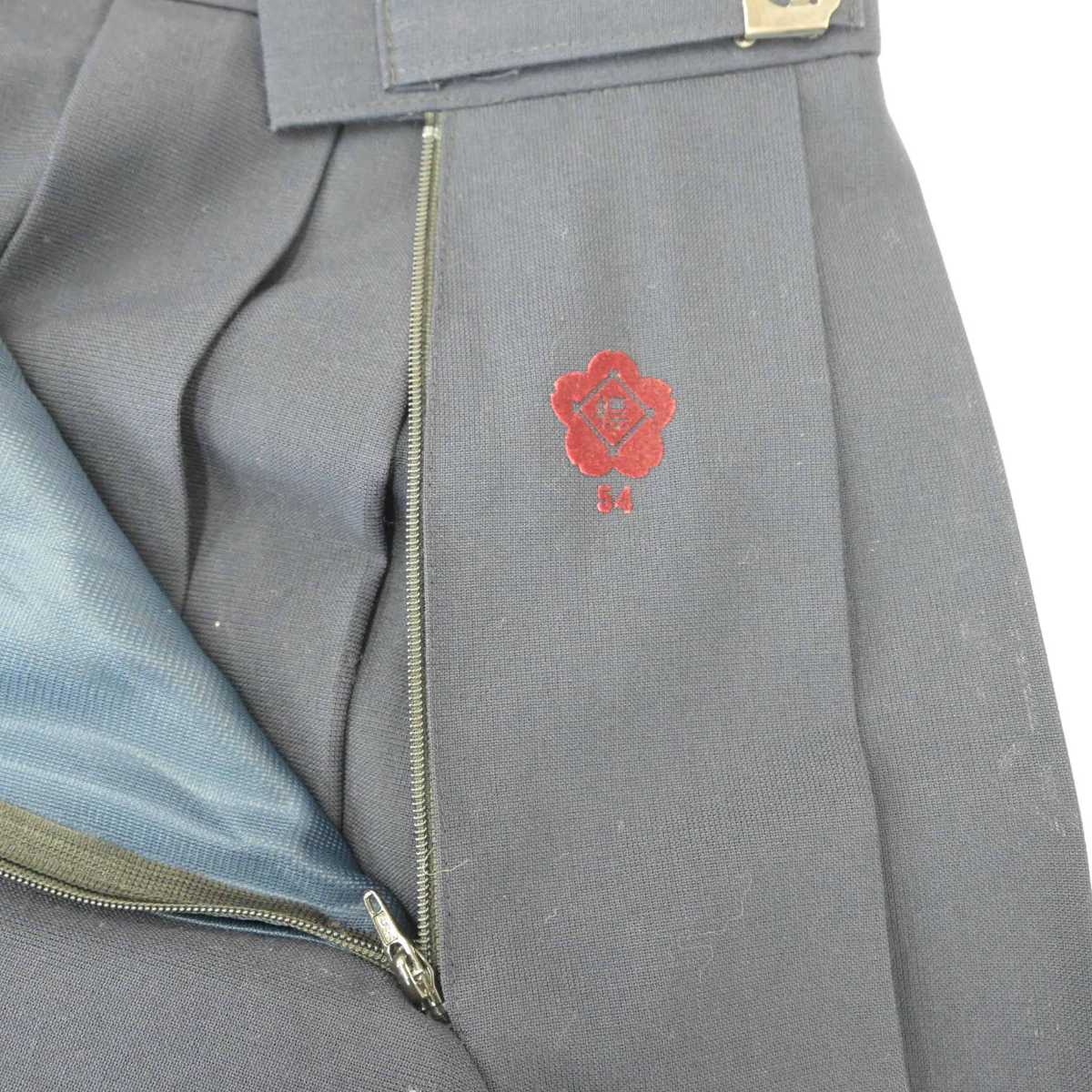 【中古】愛知県 春日井市立鷹来中学校 女子制服 2点（セーラー服・スカート）sf032620