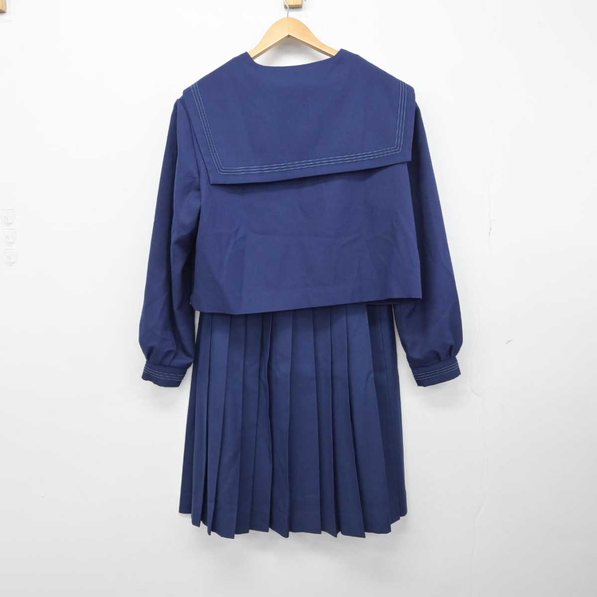 【中古】北海道 滝川西高等学校 女子制服 4点（セーラー服・ニット・スカート）sf032741