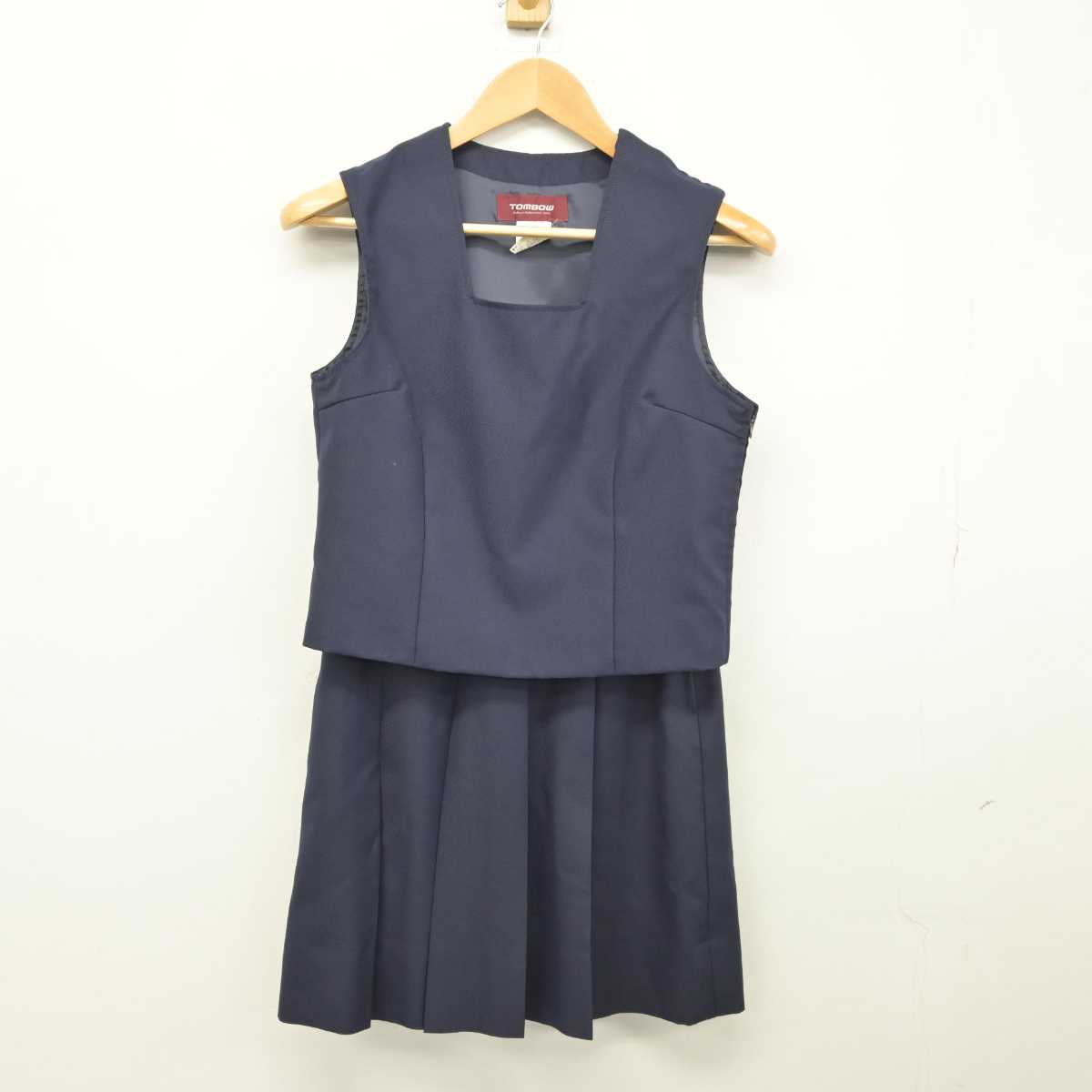 【中古】神奈川県 横浜市立共進中学校 女子制服 4点（ブレザー・ベスト・スカート）sf032770