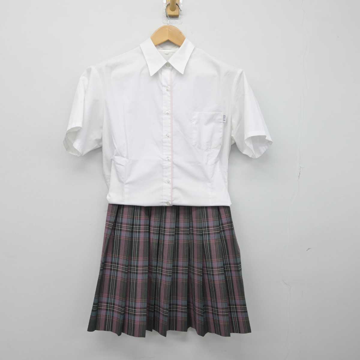 【中古】東京都 共立女子第二高等学校 女子制服 2点（シャツ・スカート）sf032794