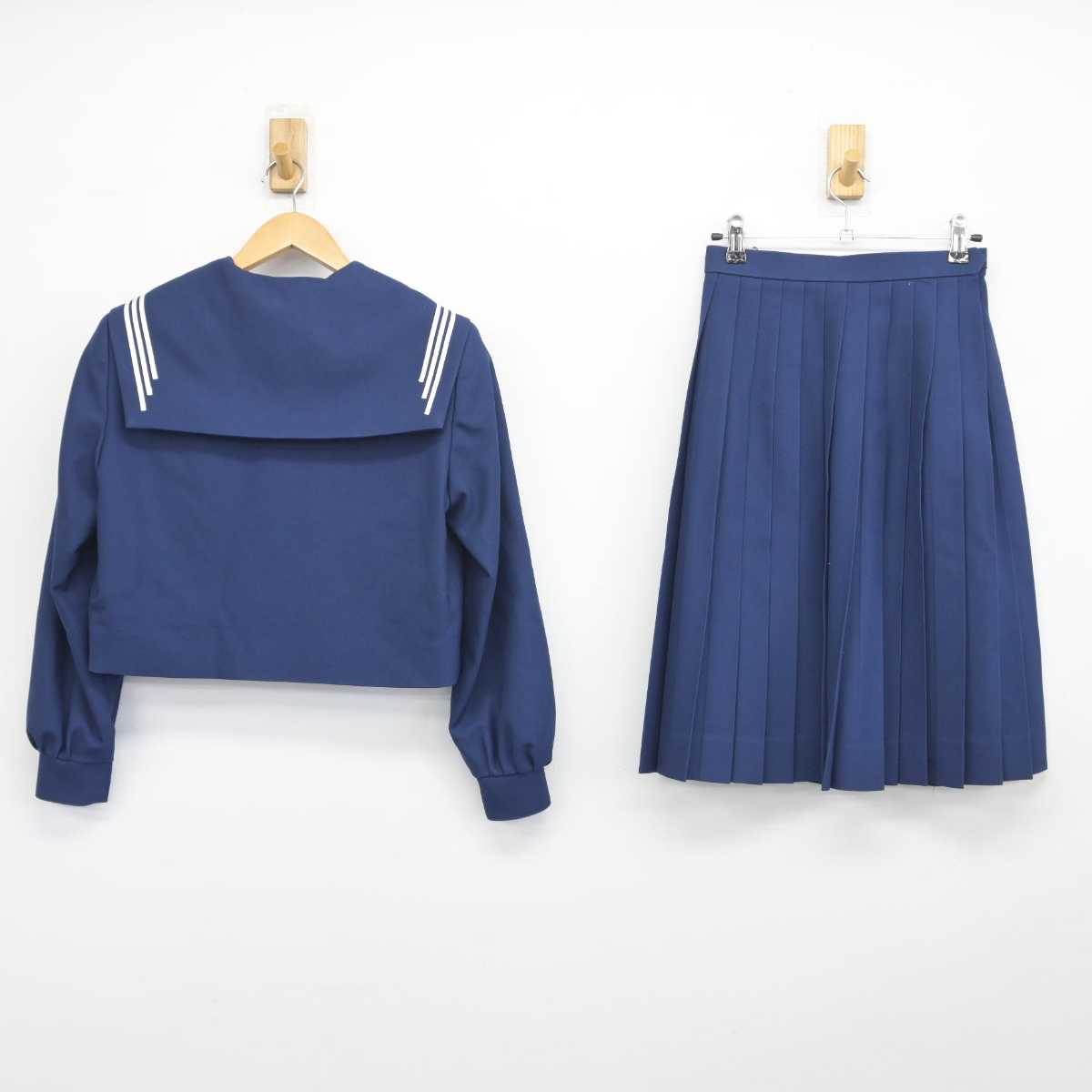 【中古】愛知県 愛知淑徳中学校 女子制服 5点（セーラー服・ニット・スカート）sf032812