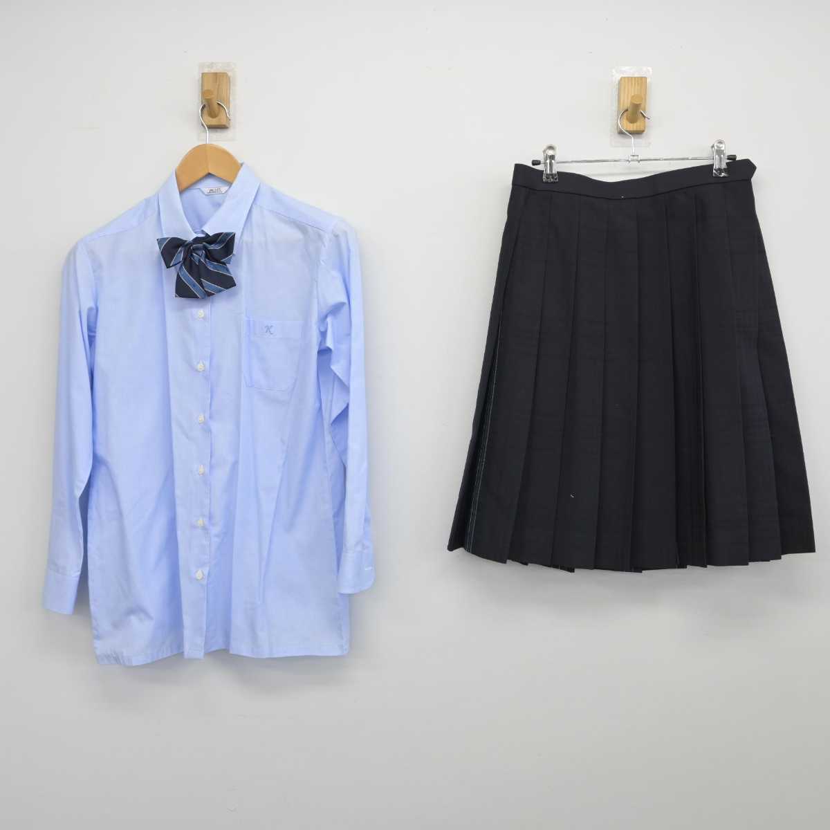 【中古】埼玉県 川口市立高等学校 女子制服 5点（ブレザー・ニット・シャツ・スカート）sf032823