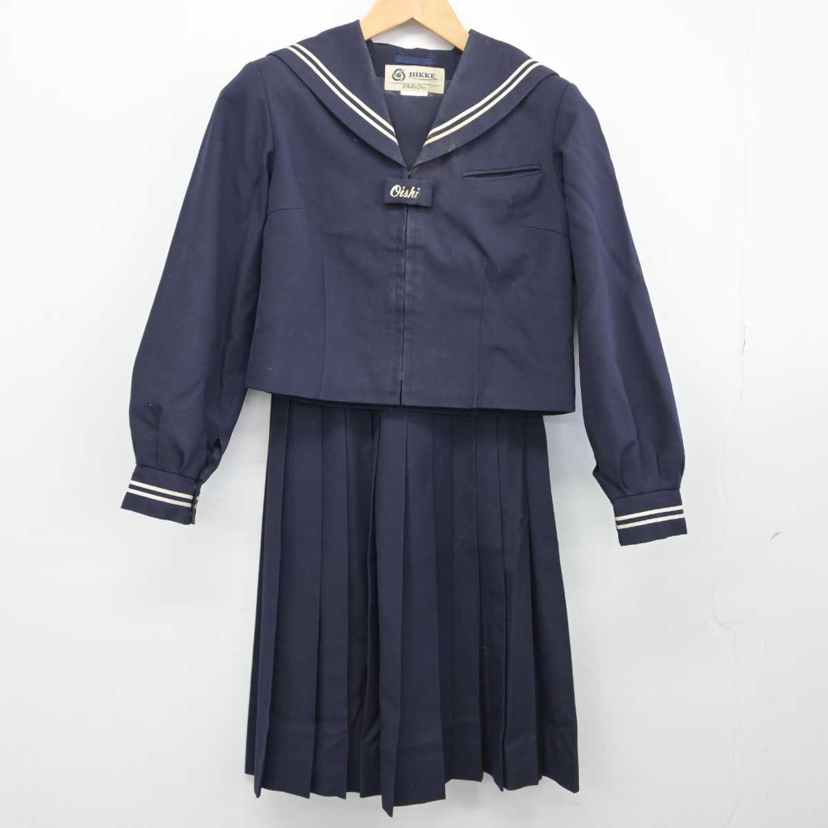 【中古】埼玉県 上尾市立大石中学校 女子制服 2点（セーラー服・スカート）sf032867