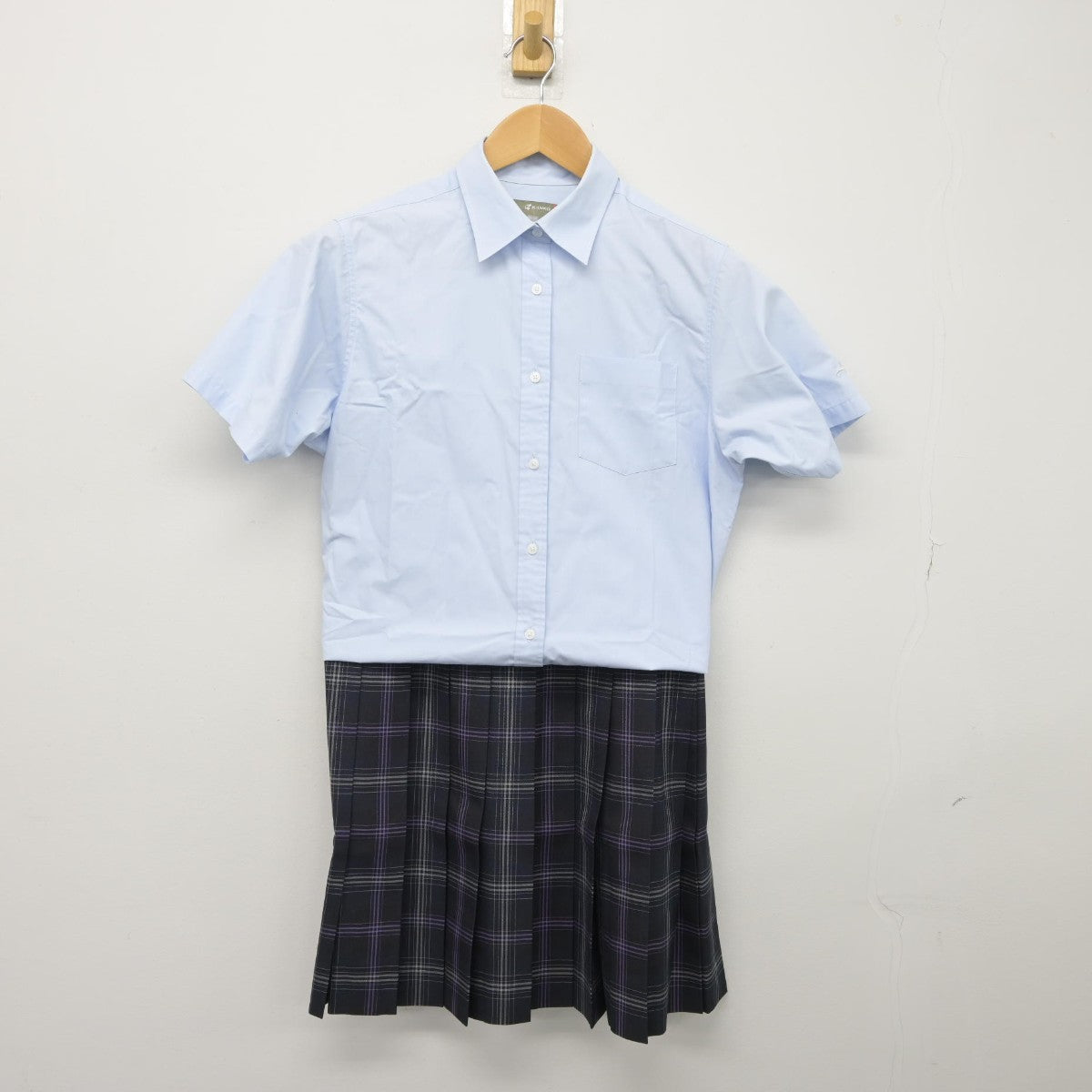 【中古】奈良県 飛鳥未来高等学校 女子制服 2点（シャツ・スカート）sf033054