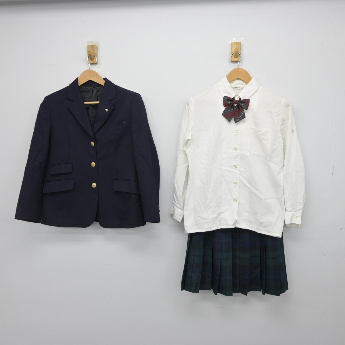 【中古】埼玉県 獨協埼玉中学高等学校 女子制服 5点（ブレザー・シャツ・スカート）sf033127