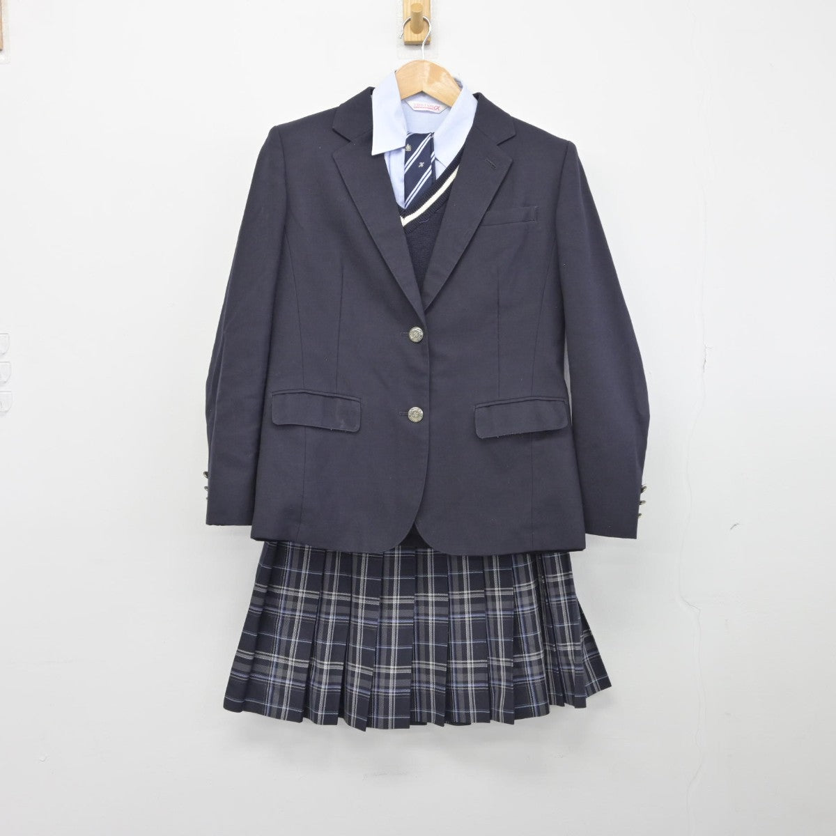 【中古】山梨県 甲府東高等学校 女子制服 7点（ブレザー・ニット・シャツ・スカート）sf033180