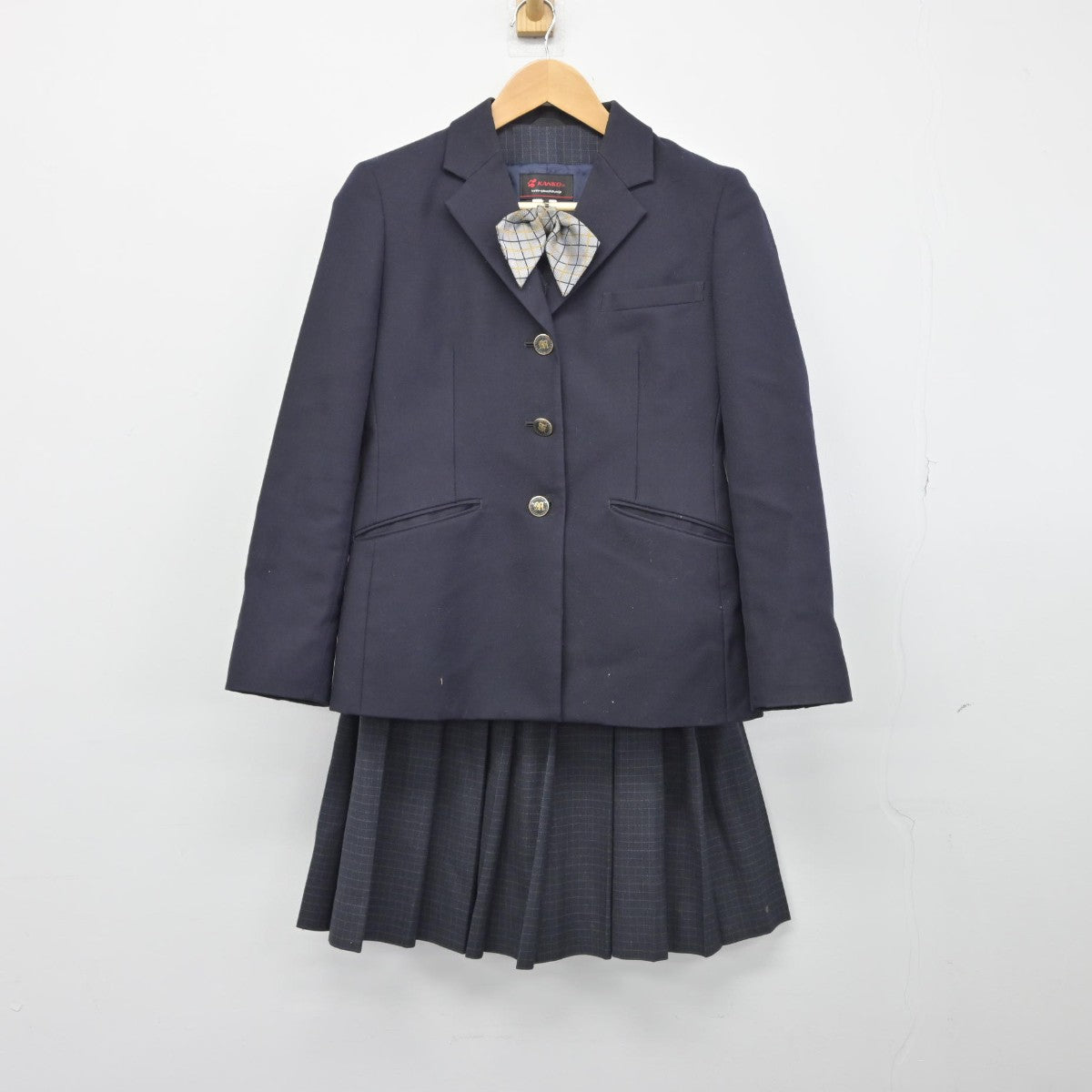 【中古】愛媛県 新居浜南高等学校 女子制服 4点（ブレザー・ベスト・スカート）sf033189