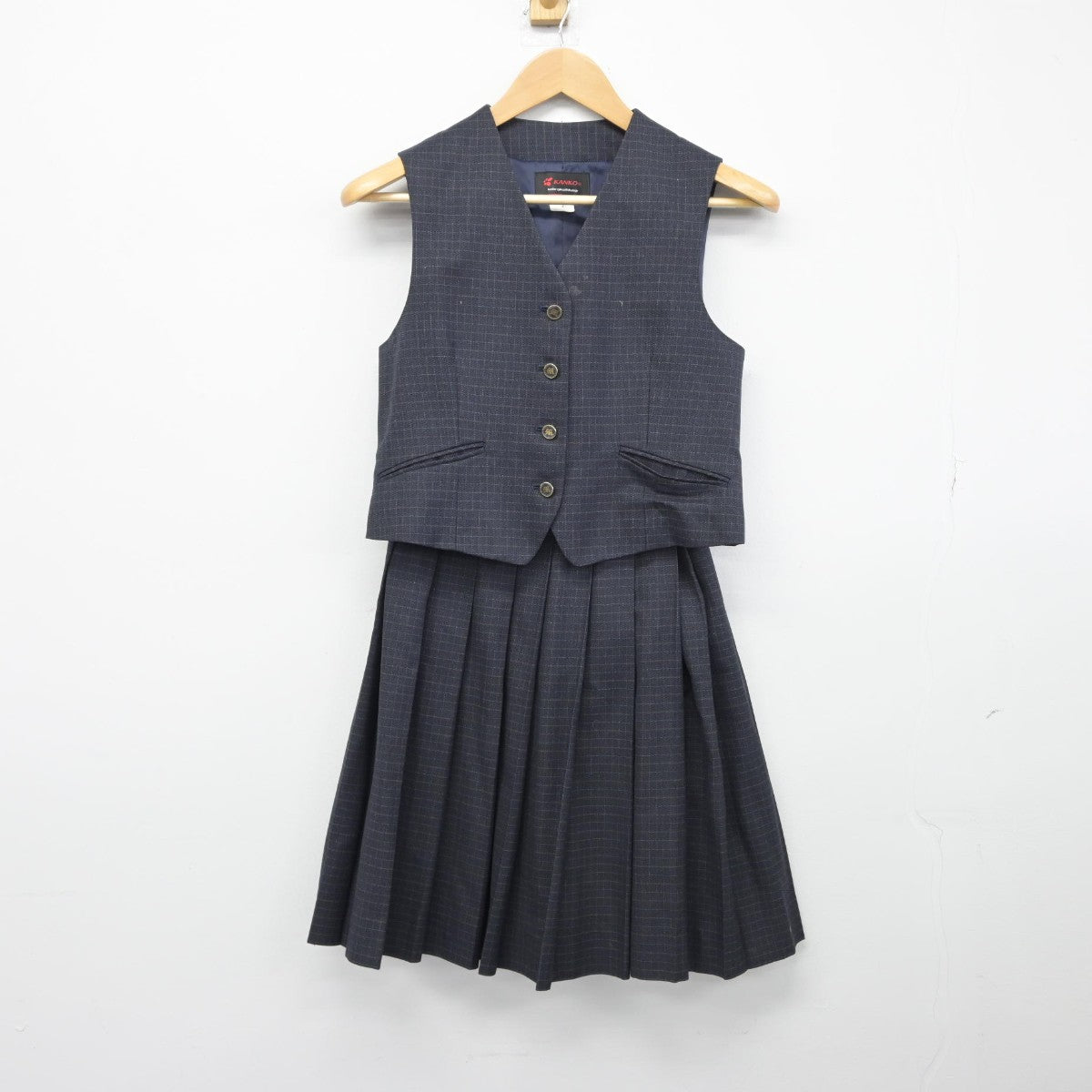 【中古】愛媛県 新居浜南高等学校 女子制服 4点（ブレザー・ベスト・スカート）sf033189