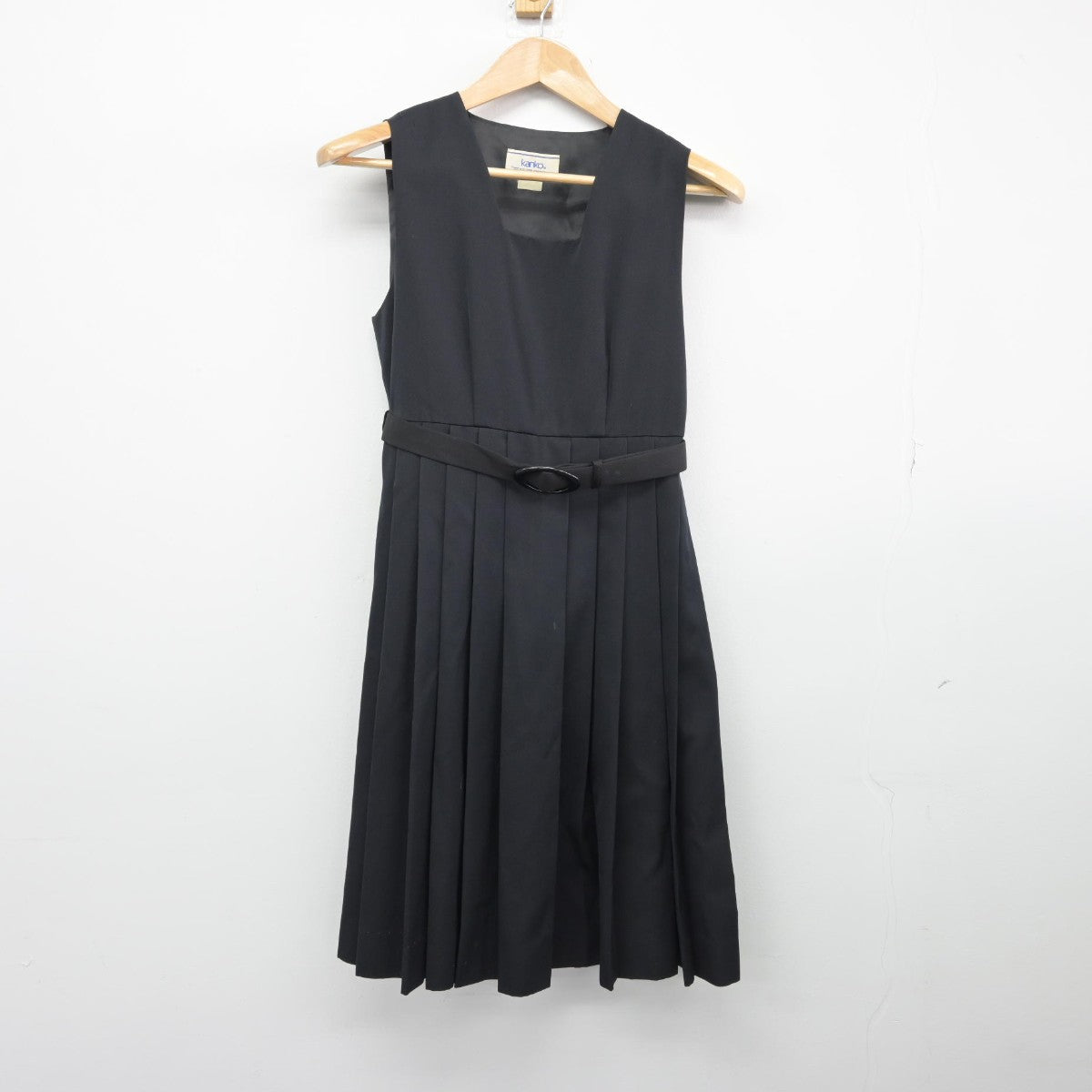 【中古】愛媛県 新居浜市立中萩中学校 女子制服 3点（セーラー服・ジャンパースカート）sf033191