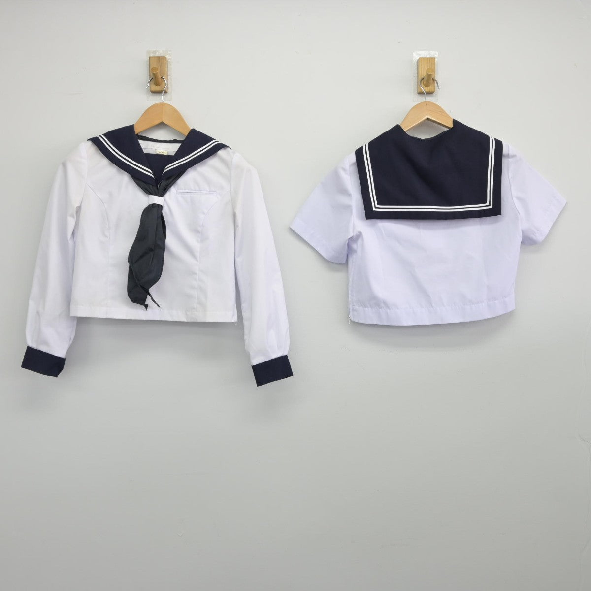 【中古】北海道 安平町立追分中学校 女子制服 4点（セーラー服・セーラー服）sf033195