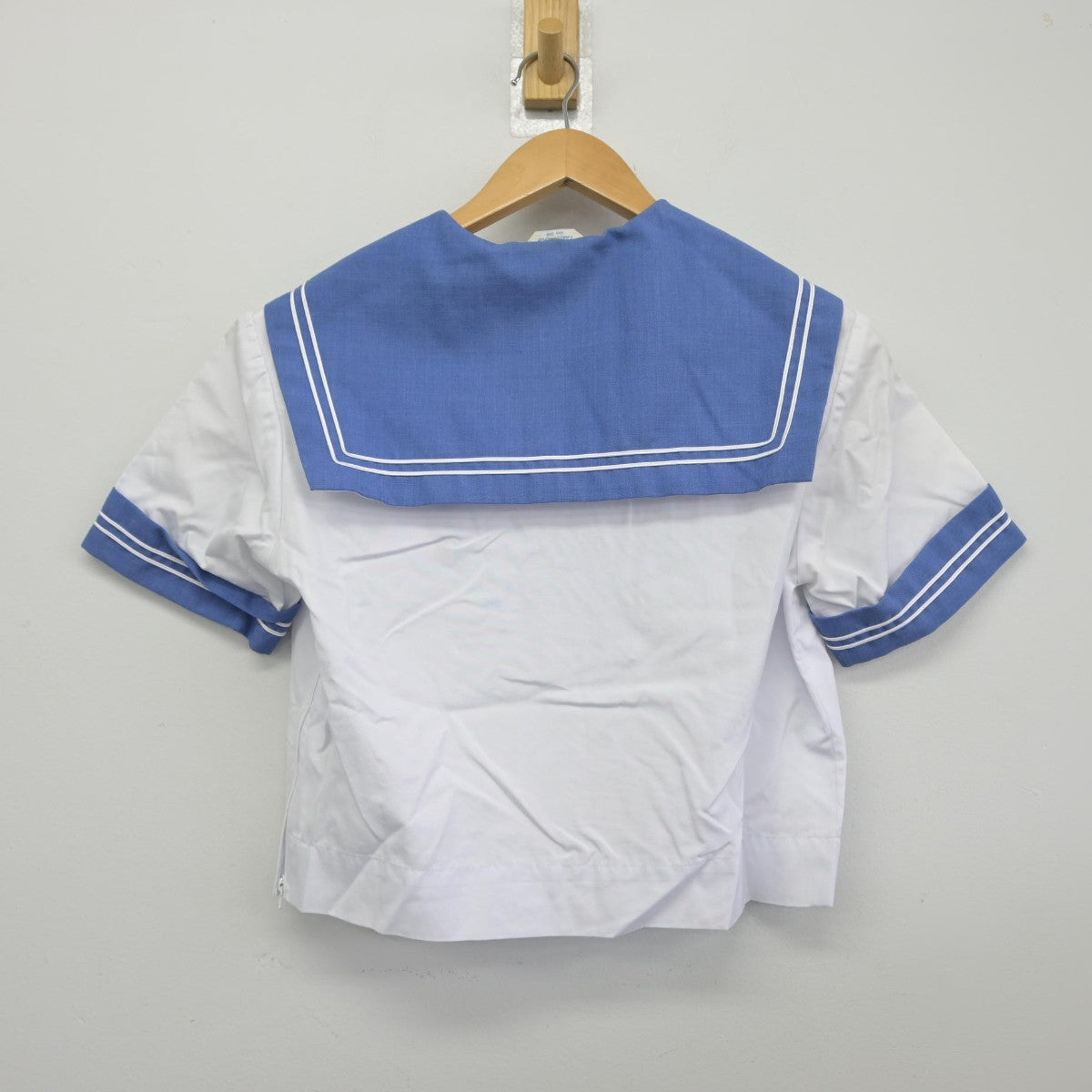 【中古】熊本県 熊本市立東野中学校 女子制服 2点（セーラー服・シャツ）sf033209