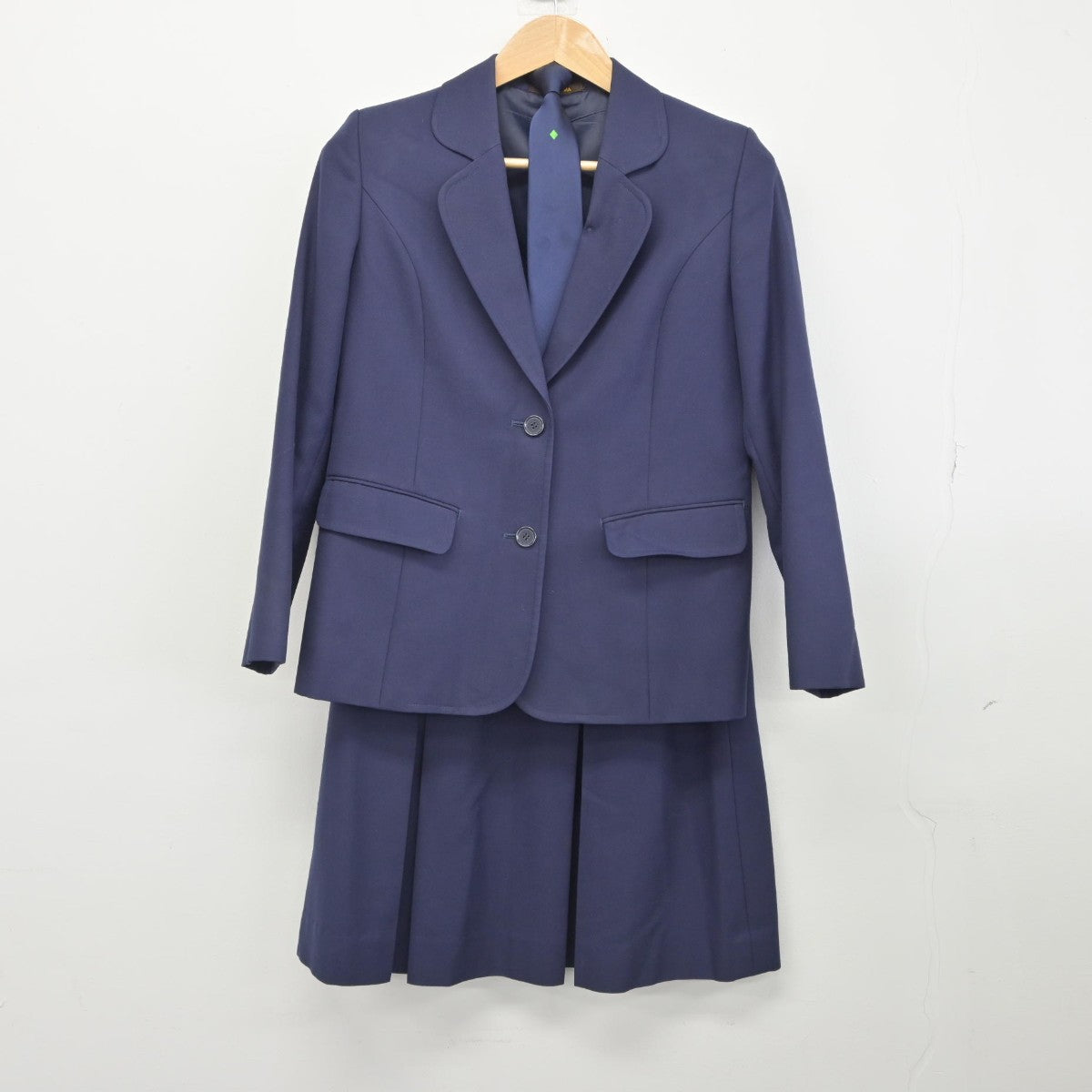 【中古】群馬県 高崎北高等学校 女子制服 3点（ブレザー・スカート）sf033303