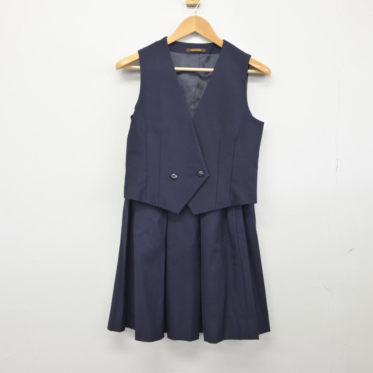 【中古】群馬県 前橋女子高等学校 女子制服 4点（ブレザー・ベスト・スカート）sf033306