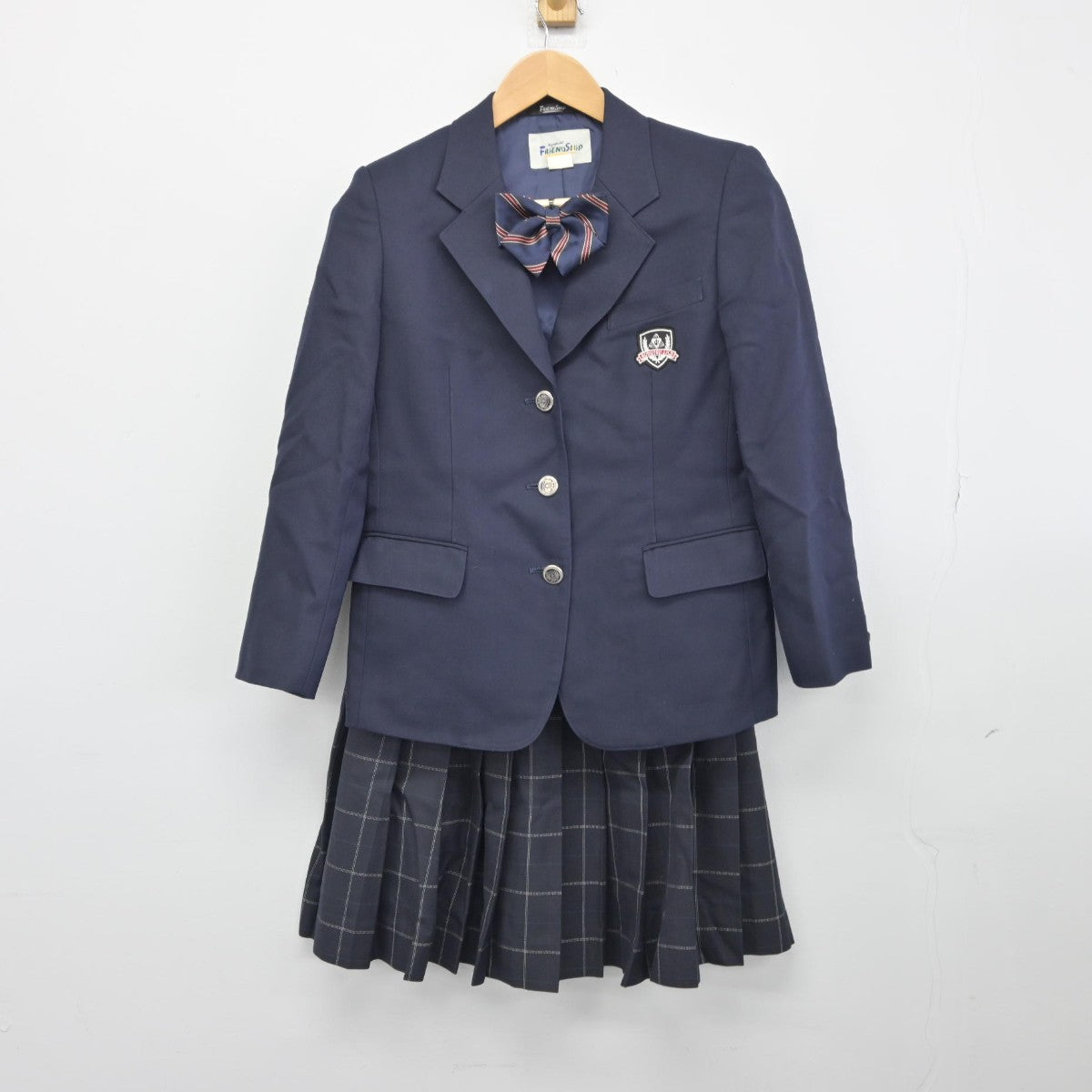 【中古】北海道 留寿都中学校 女子制服 4点（ブレザー・ニットベスト・スカート）sf033312