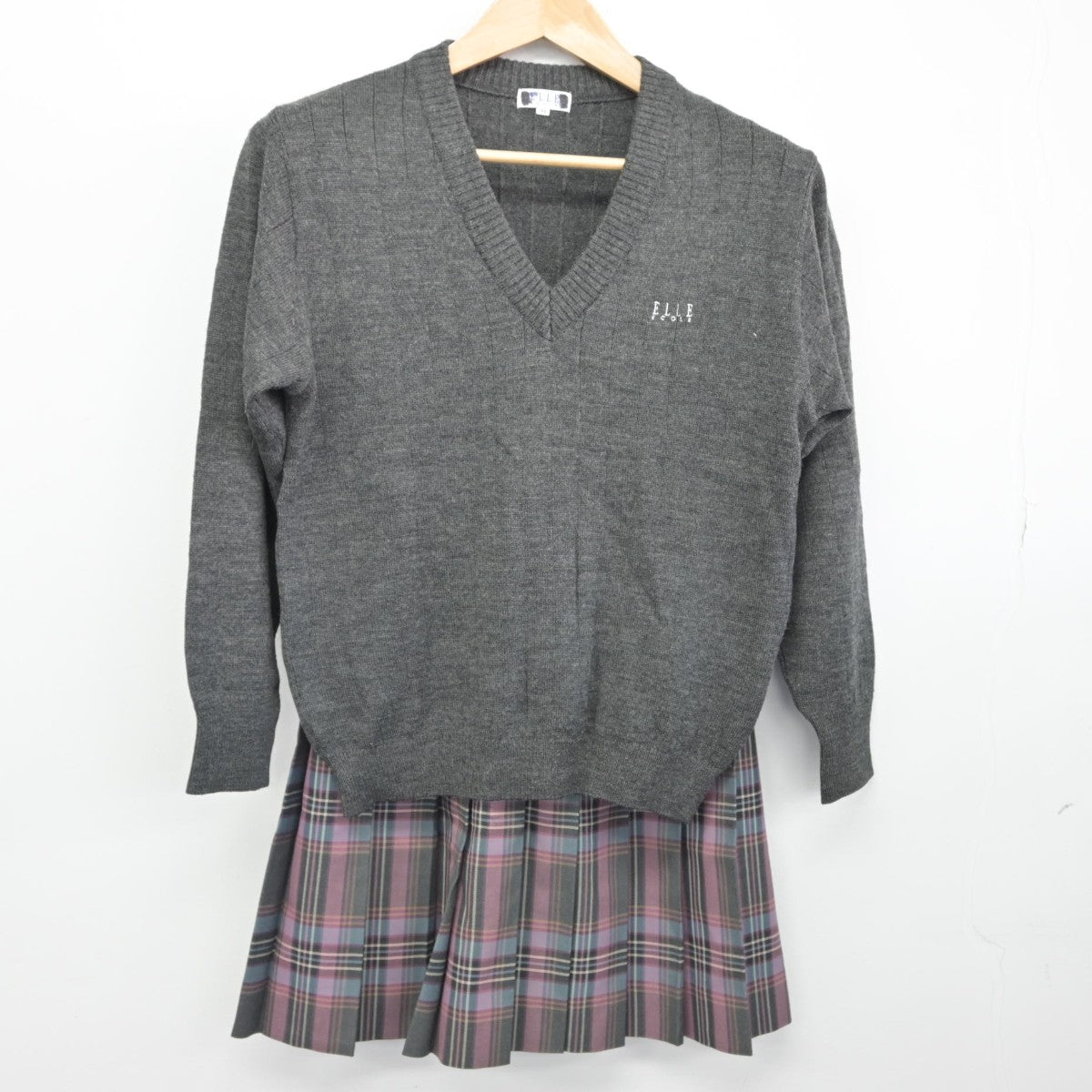 中古】東京都 共立女子第二中学高等学校 女子制服 2点（ニット・スカート）sf033351 | 中古制服通販パレイド