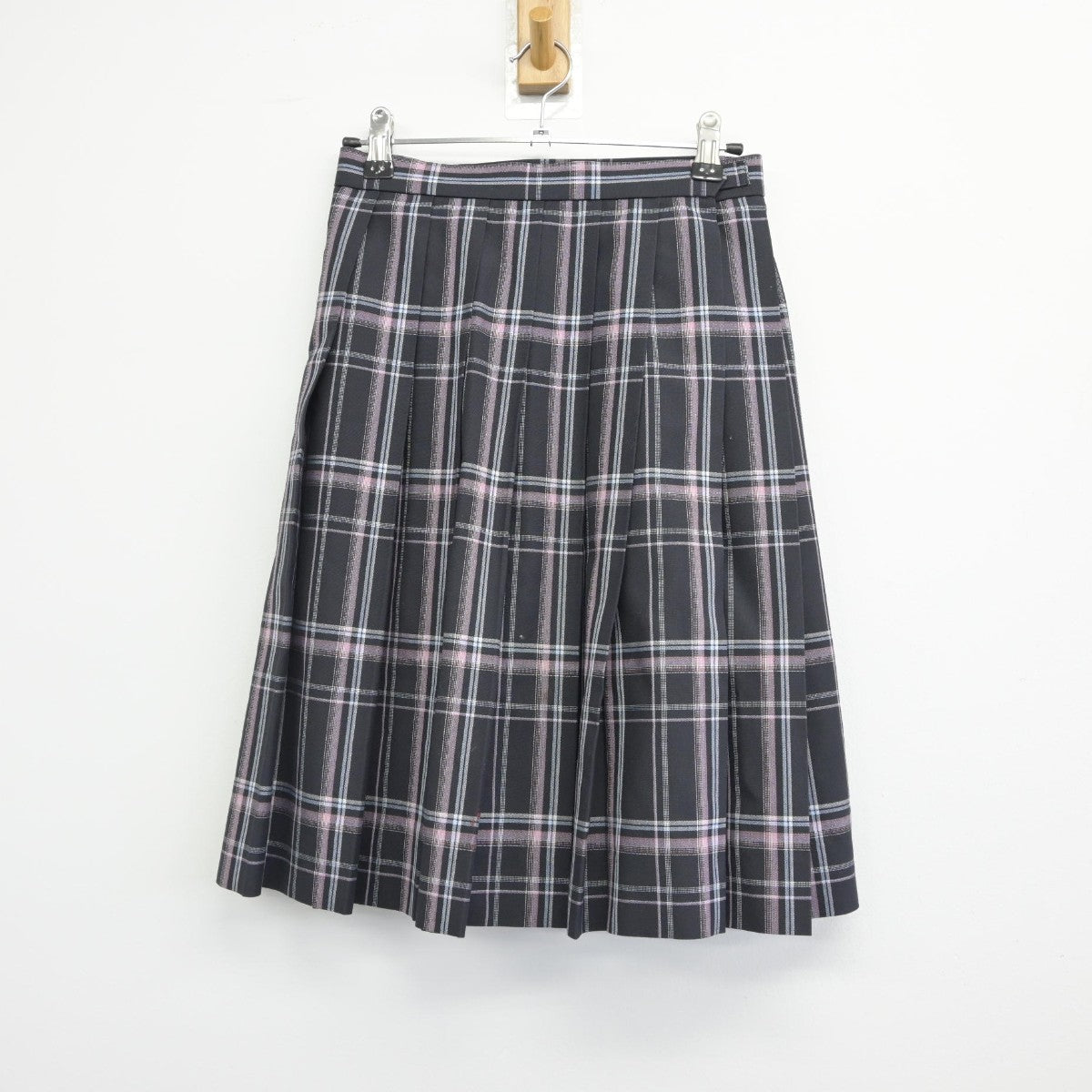 【中古】千葉県 千葉明徳高等学校 女子制服 4点（ニットベスト・シャツ・スカート）sf033406