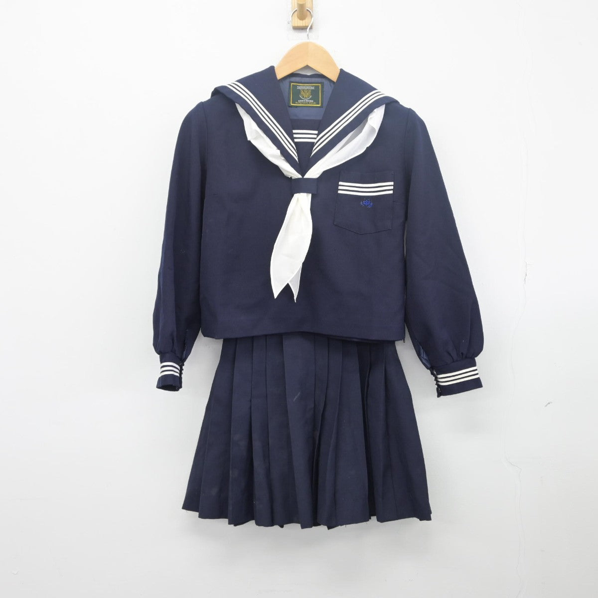 【中古】兵庫県 加西市立泉中学校 女子制服 3点（セーラー服・スカート）sf033481