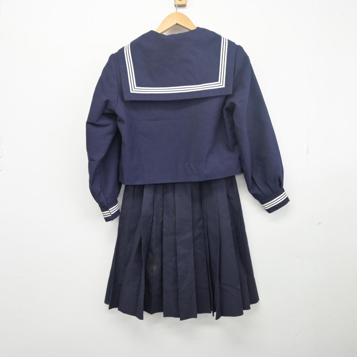 【中古】兵庫県 姫路市立灘中学校 女子制服 3点（セーラー服・スカート）sf033483