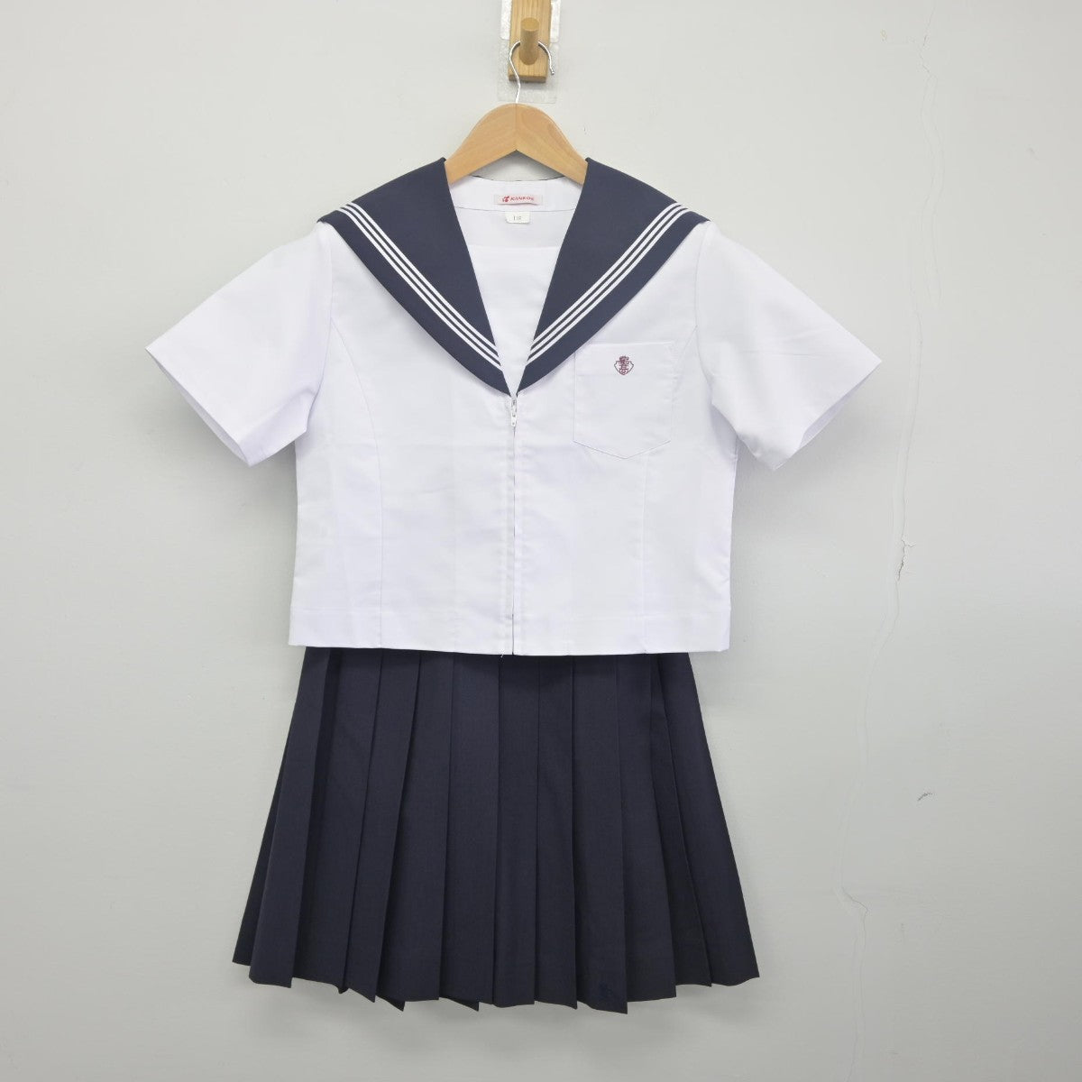 【中古】愛知県 桜台高等学校 女子制服 3点（セーラー服・セーラー服・スカート）sf033518