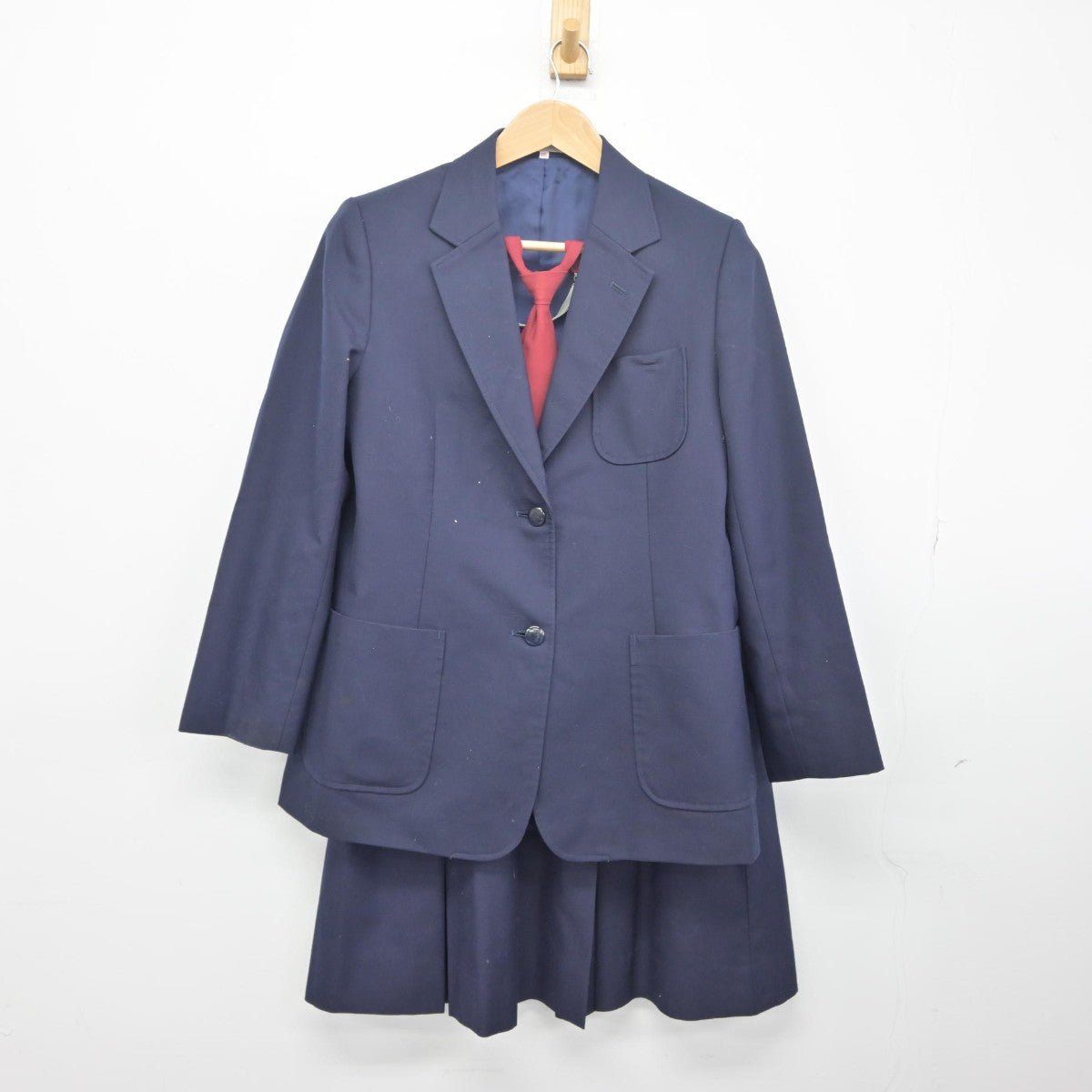 【中古】茨城県 長山中学校 女子制服 3点（ブレザー・スカート）sf033528