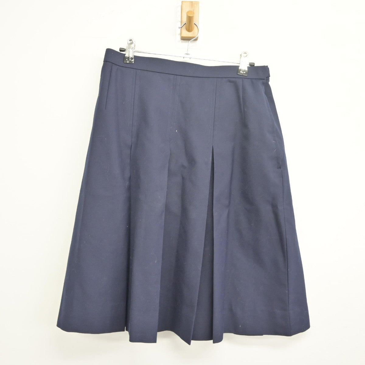 【中古】茨城県 長山中学校 女子制服 3点（ブレザー・スカート）sf033528