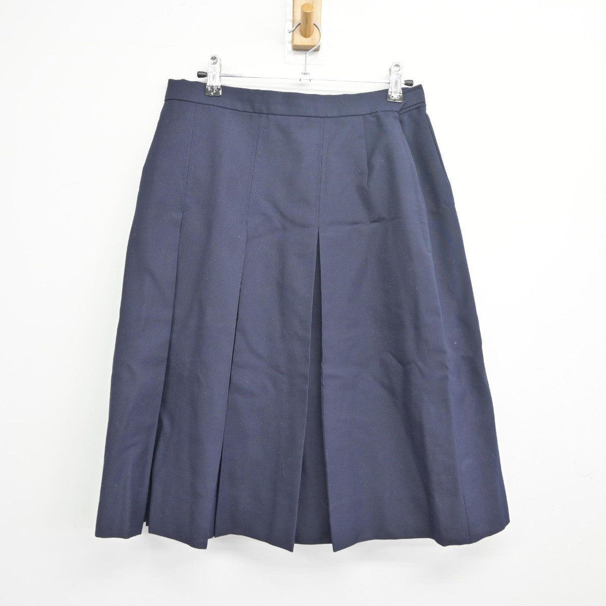 【中古】茨城県 長山中学校 女子制服 2点（ベスト・スカート）sf033529