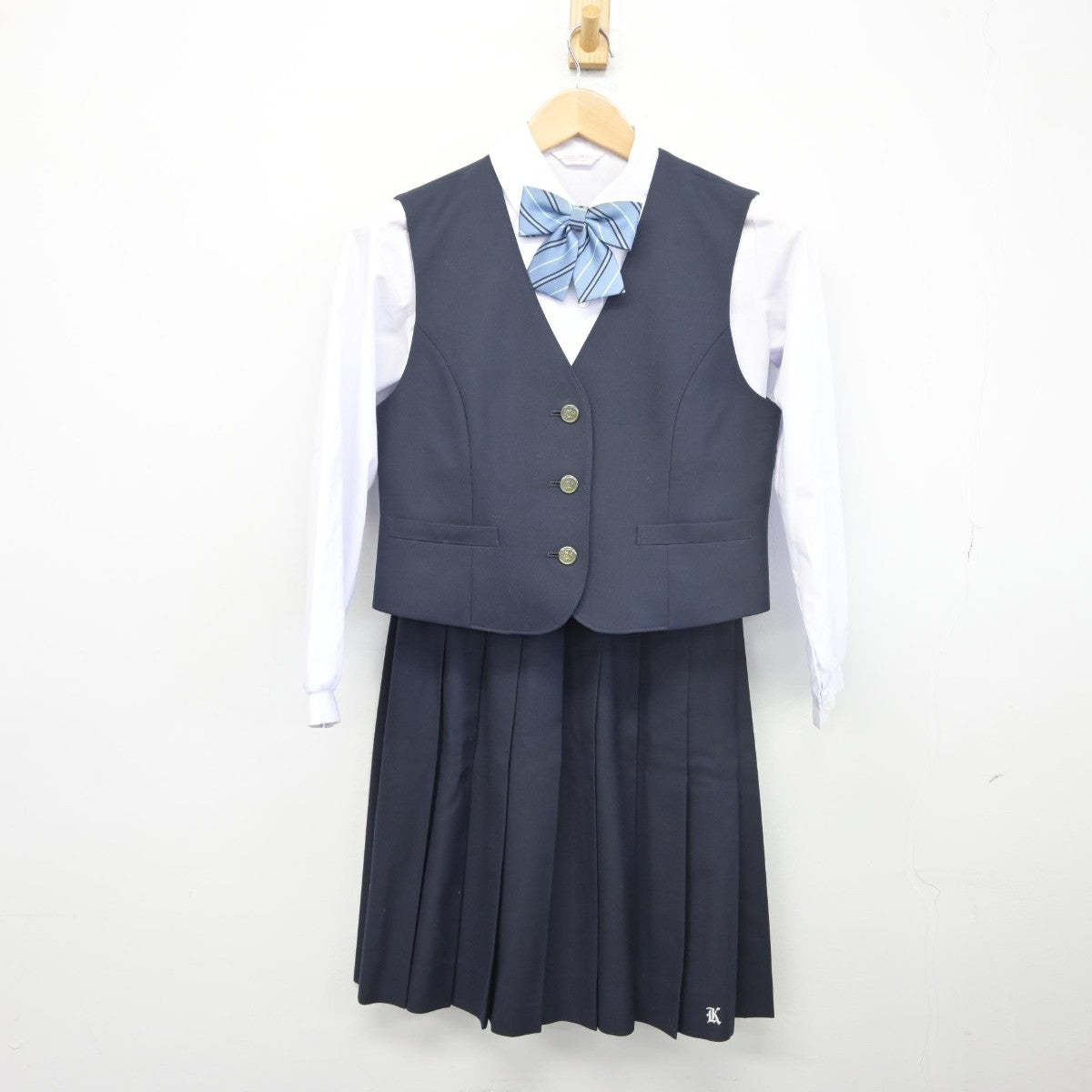 【中古】鹿児島県 霧島高等学校 女子制服 5点（ブレザー・ベスト・シャツ・スカート）sf033604