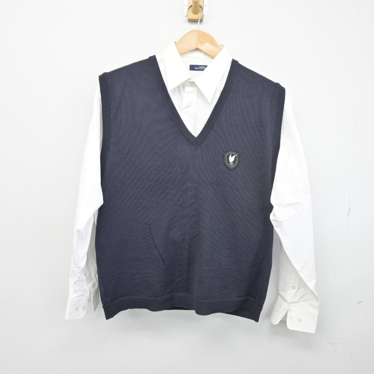 【中古】福岡県 福岡常葉高等学校 男子制服 2点（ニットベスト・シャツ）sf033623