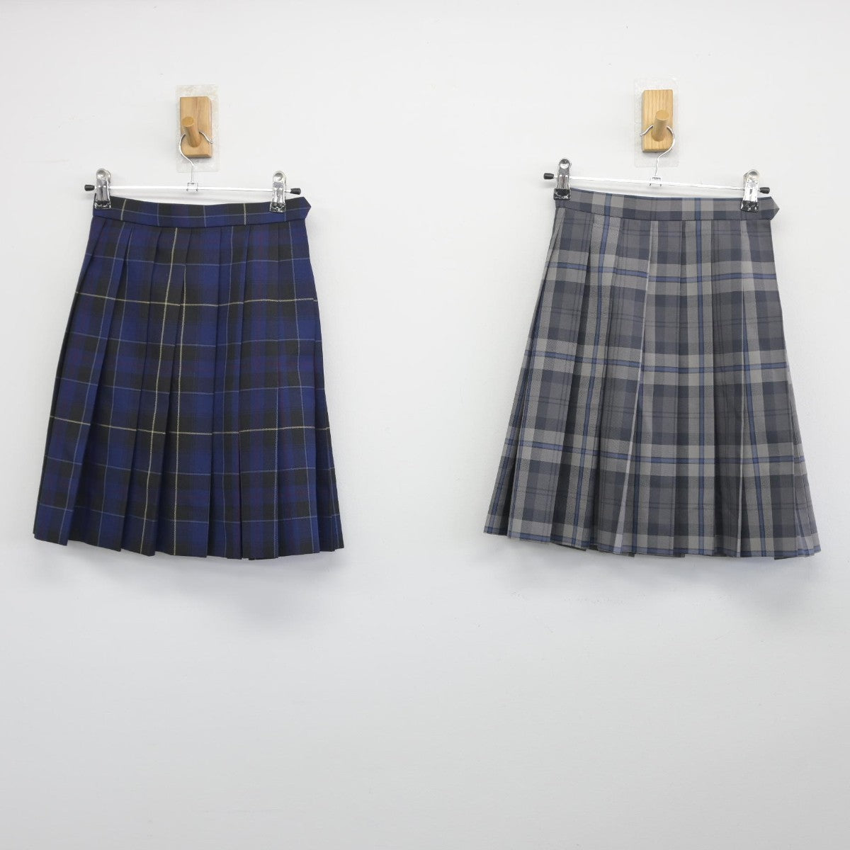 【中古】茨城県 第一学院高等学校 女子制服 4点（ブレザー・スカート）sf033655