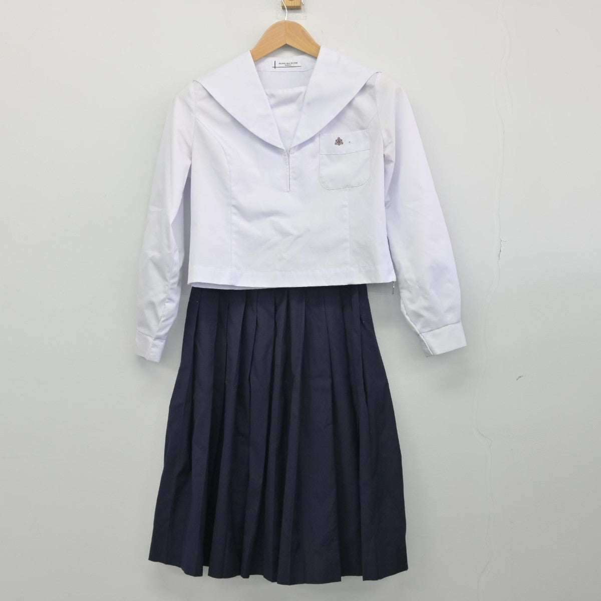 【中古】北海道 北見北斗高等学校 女子制服 4点（セーラー服・スカート）sf033665