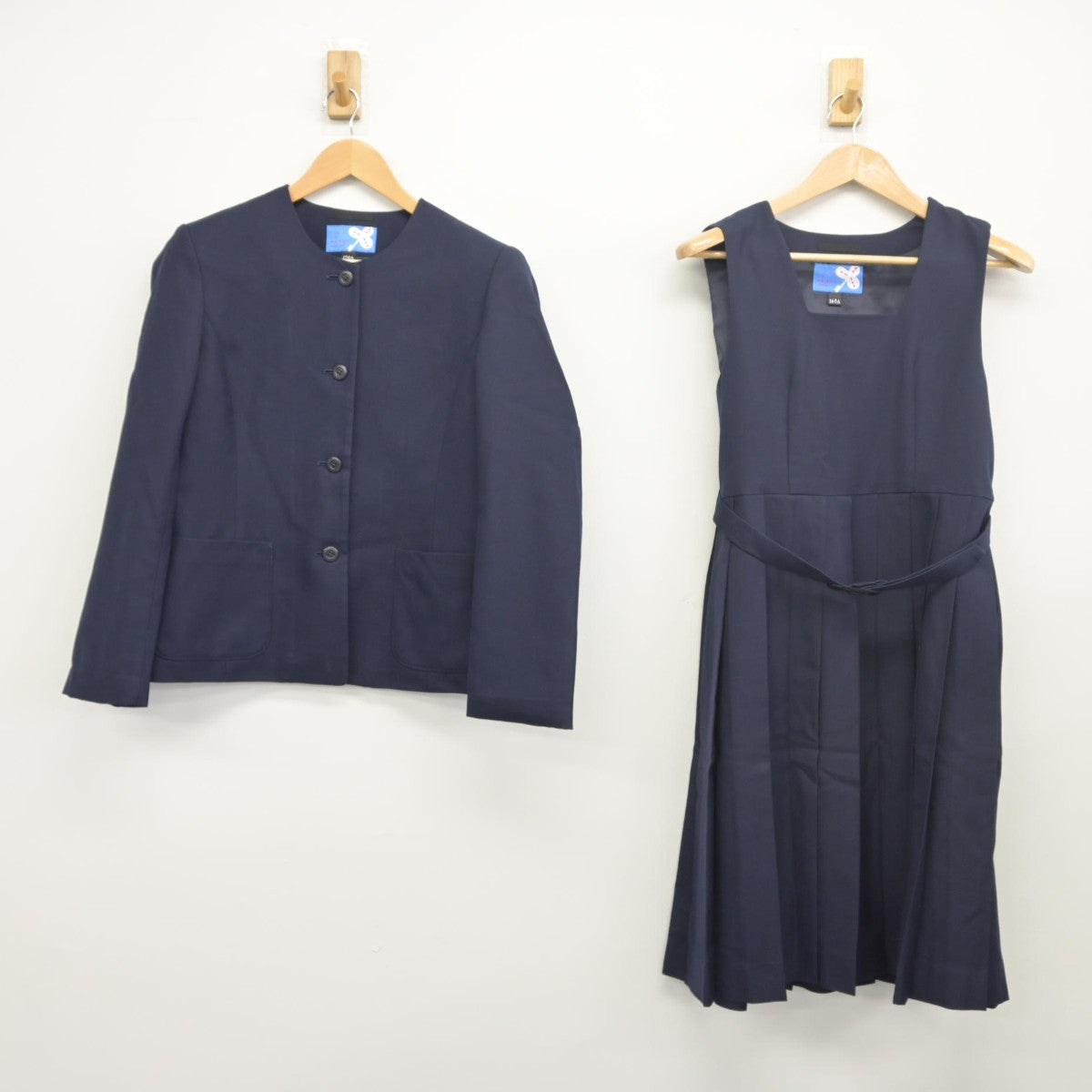 【中古】新潟県 白新中学校 女子制服 2点（ブレザー・ジャンパースカート）sf033760