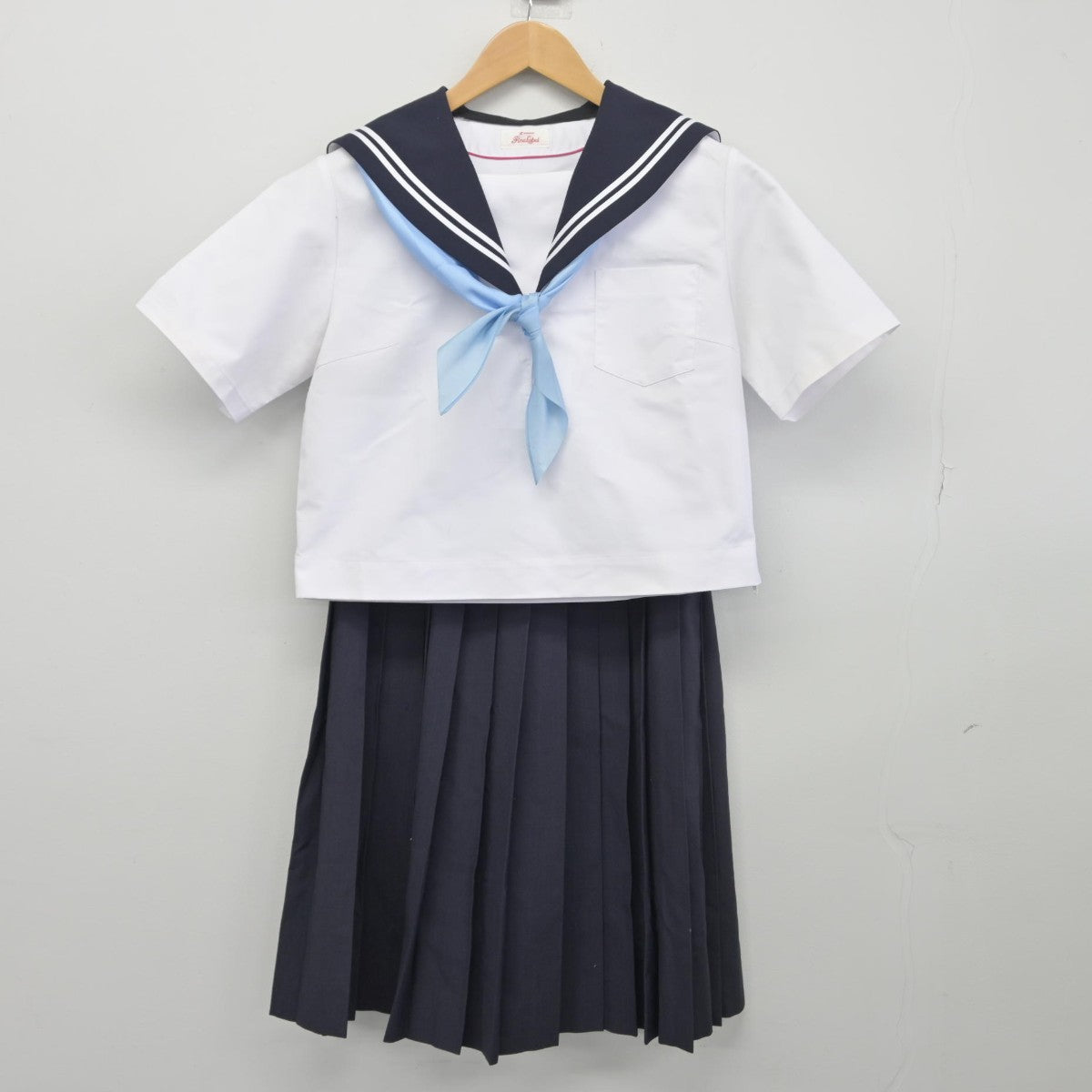 【中古】愛知県 末野原中学校 女子制服 3点（セーラー服・スカート）sf033772