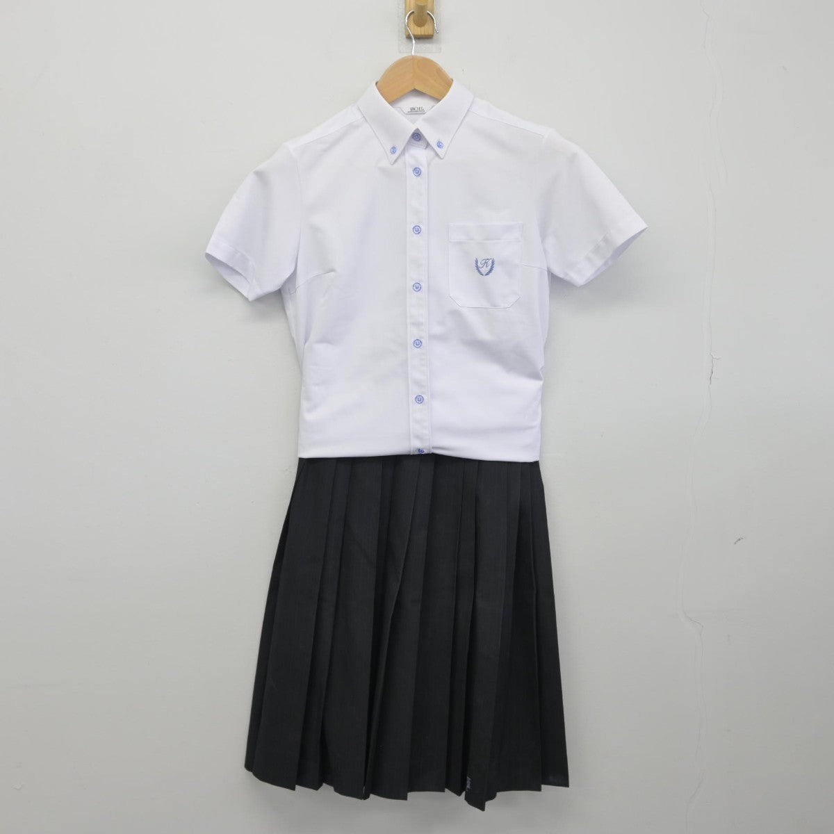 【中古】兵庫県 北須磨高等学校 女子制服 3点（シャツ・スカート）sf033784