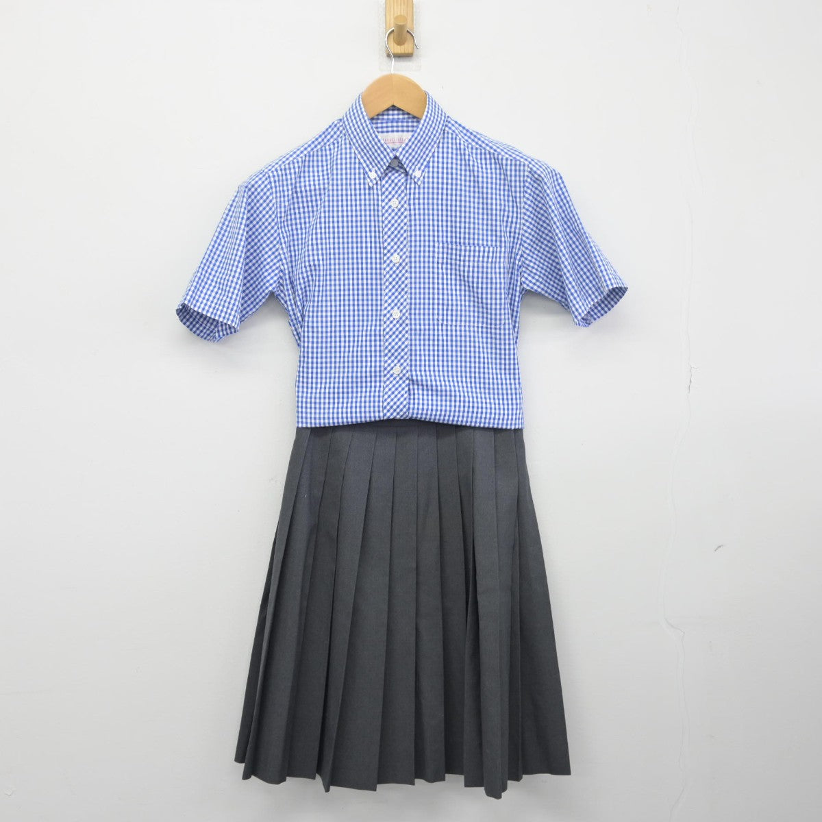 【中古】兵庫県 須磨翔風高等学校 女子制服 2点（シャツ・スカート）sf033785