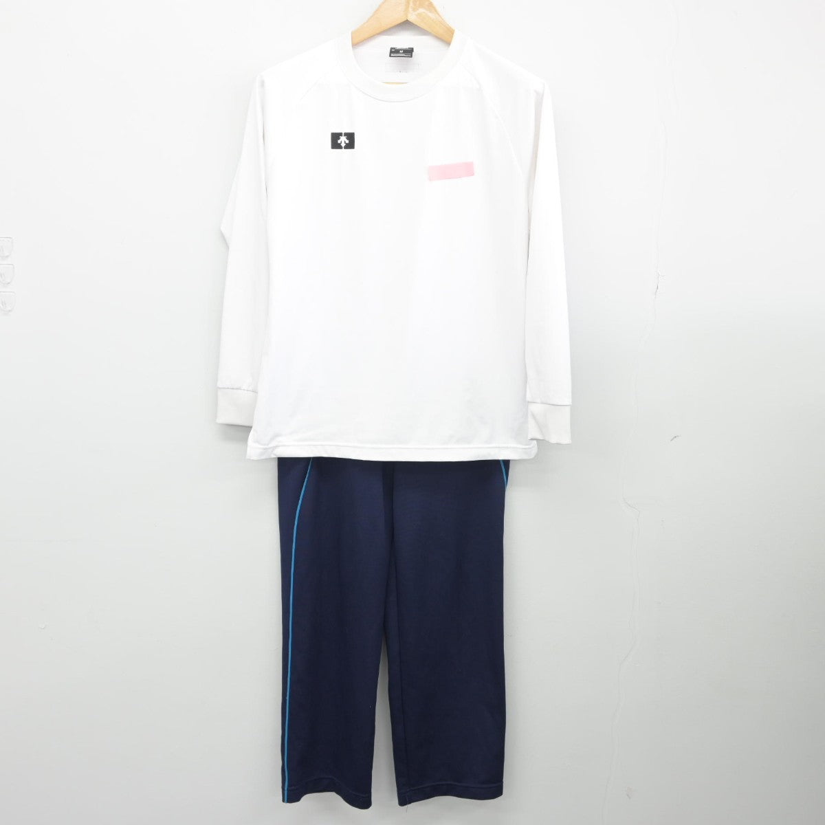 【中古】大阪府 追手門学院大手前中学校高等学校 女子制服 3点（ジャージ 上・体操服 上・ジャージ 下）sf033828