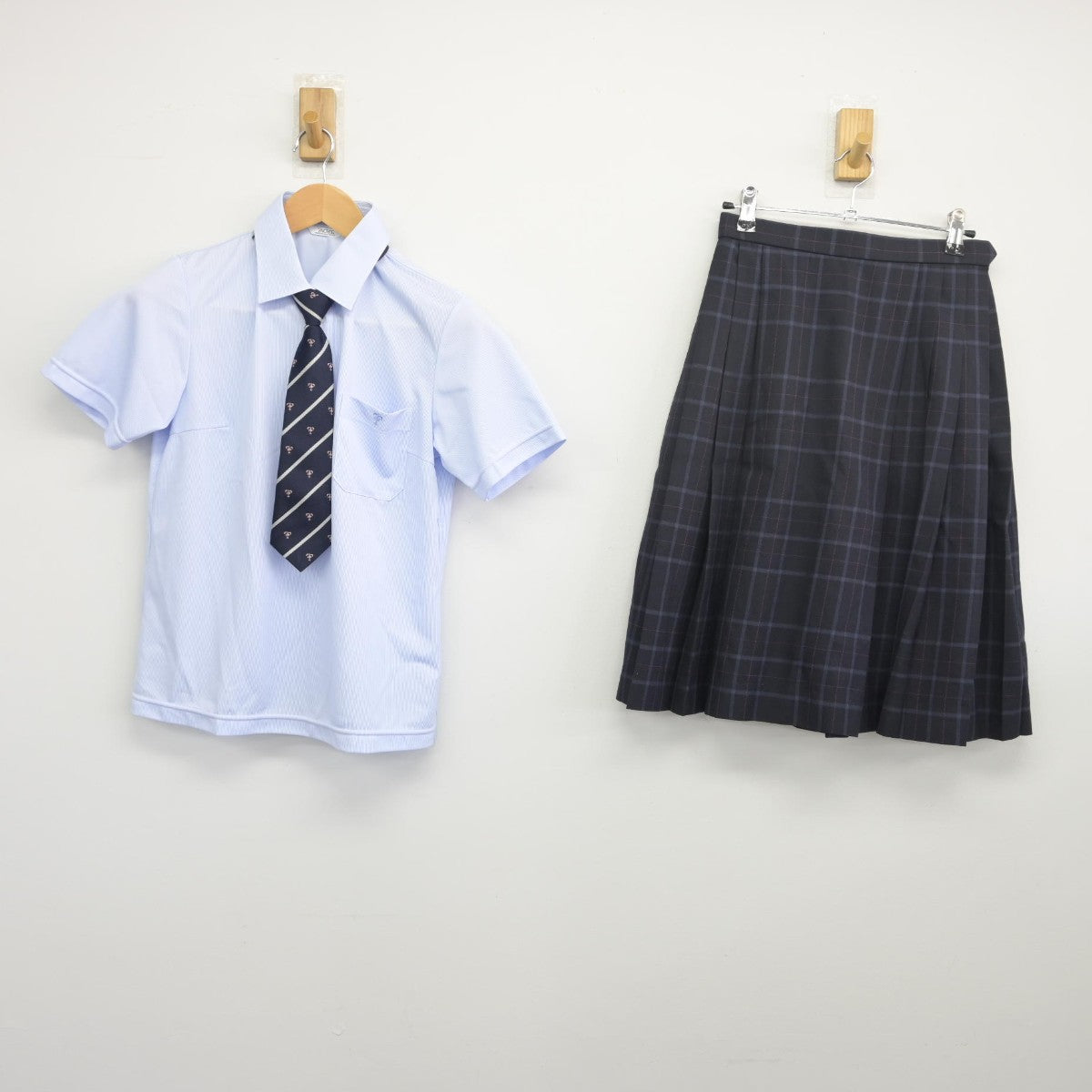 【中古】東京都 日本大学鶴ヶ丘高等学校 女子制服 3点（シャツ・スカート）sf033841