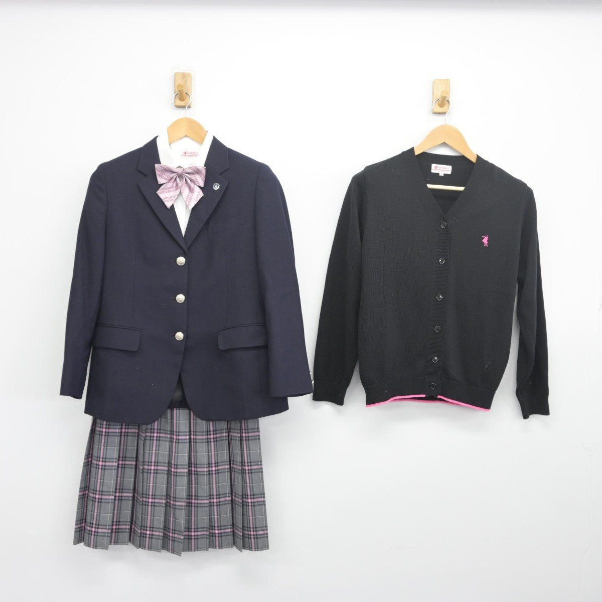 【中古】 クラーク記念国際高等学校 女子制服 7点（ブレザー・ニット・シャツ・スカート）sf033849