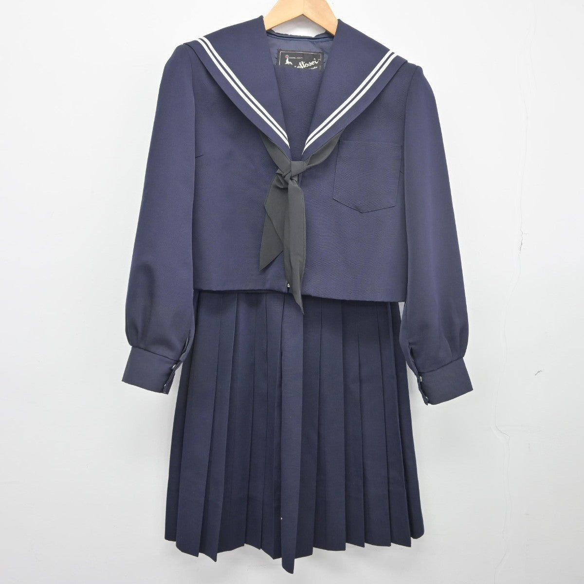 【中古】岐阜県 八百津中学校 女子制服 3点（セーラー服・スカート）sf033886