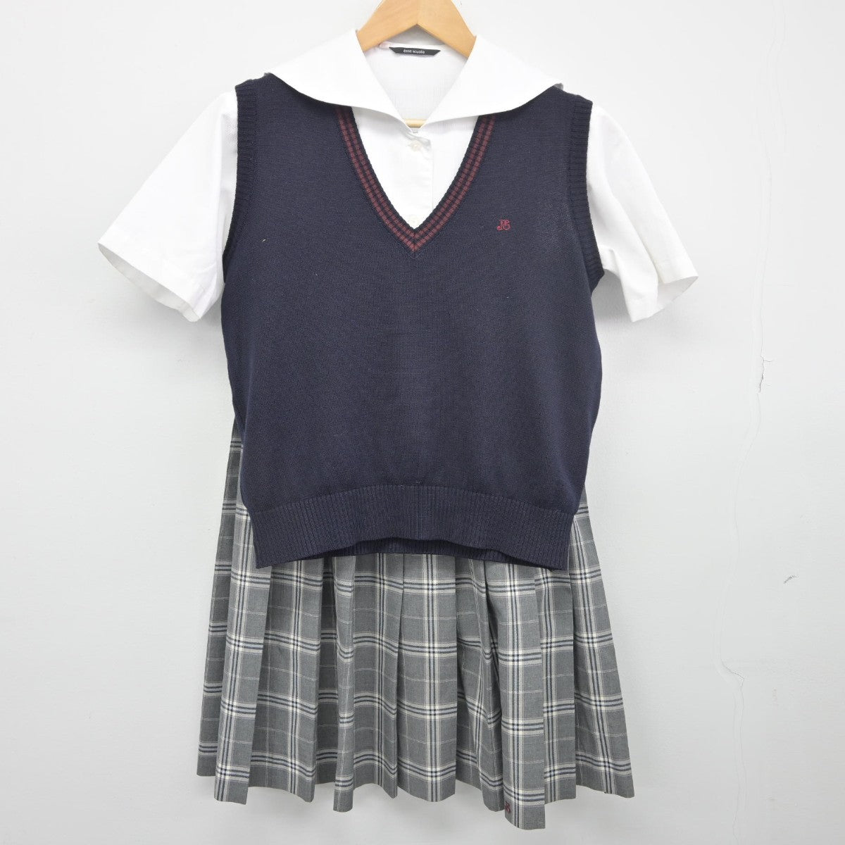 【中古】岐阜県 文星女子高等学校 女子制服 3点（ニットベスト・セーラー服・スカート）sf033895