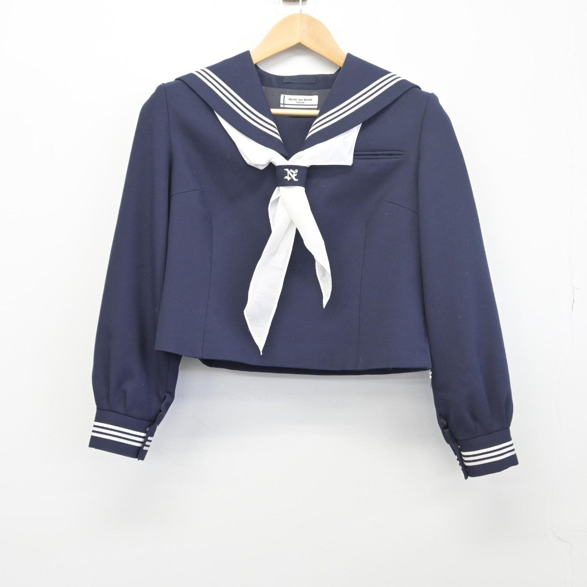 【中古】埼玉県 大宮西中学校 女子制服 3点（セーラー服・スカート）sf033971