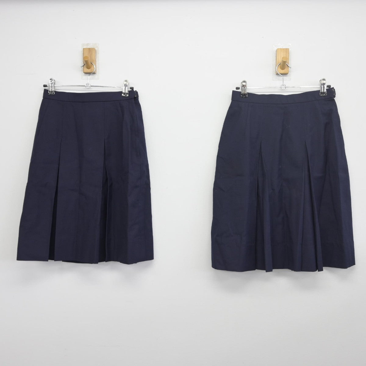 【中古】大阪府 寝屋川高等学校 女子制服 3点（ブレザー・スカート）sf034036