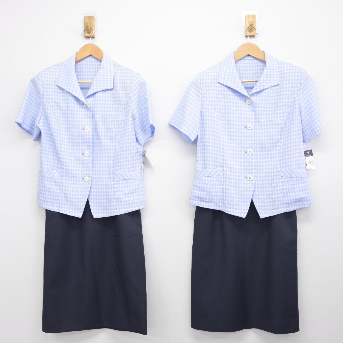 【中古】 事務服 女子制服 4点（シャツ・スカート）sf034042