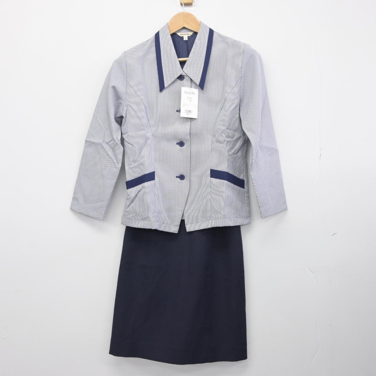 【中古】 事務服 女子制服 2点（シャツ・スカート）sf034046