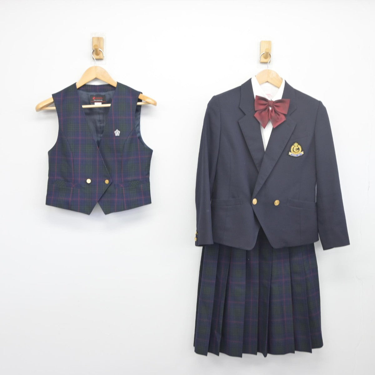 【中古】福岡県 筑紫中央高等学校 女子制服 5点（ブレザー・シャツ・ベスト・スカート）sf034135