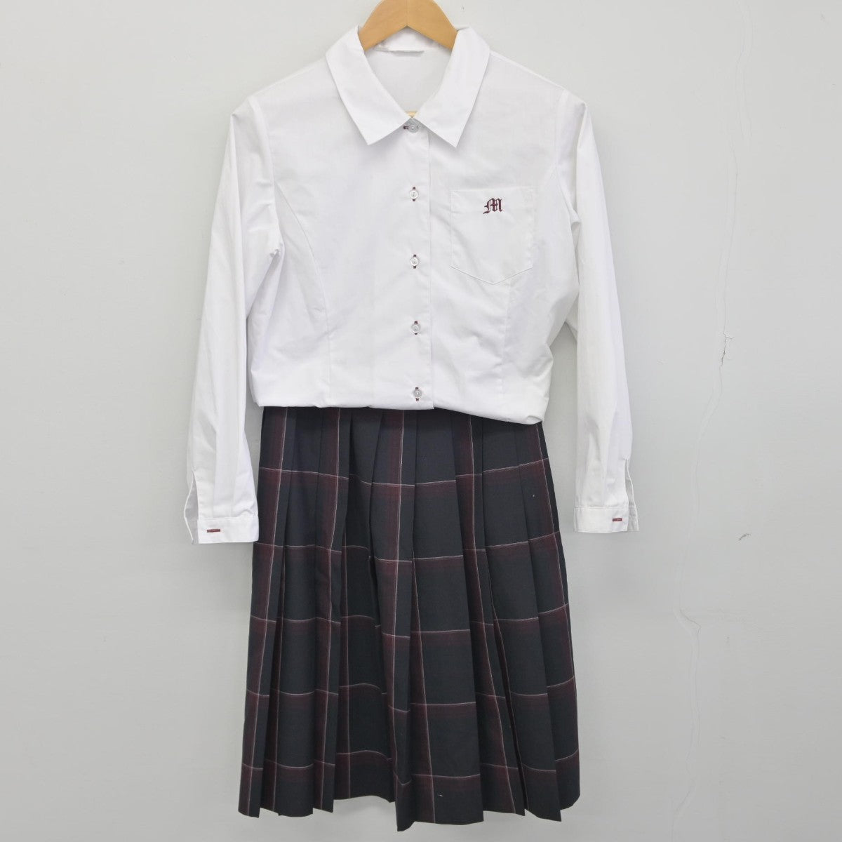 【中古】熊本県 御船高等学校 女子制服 3点（シャツ・シャツ・スカート）sf034178