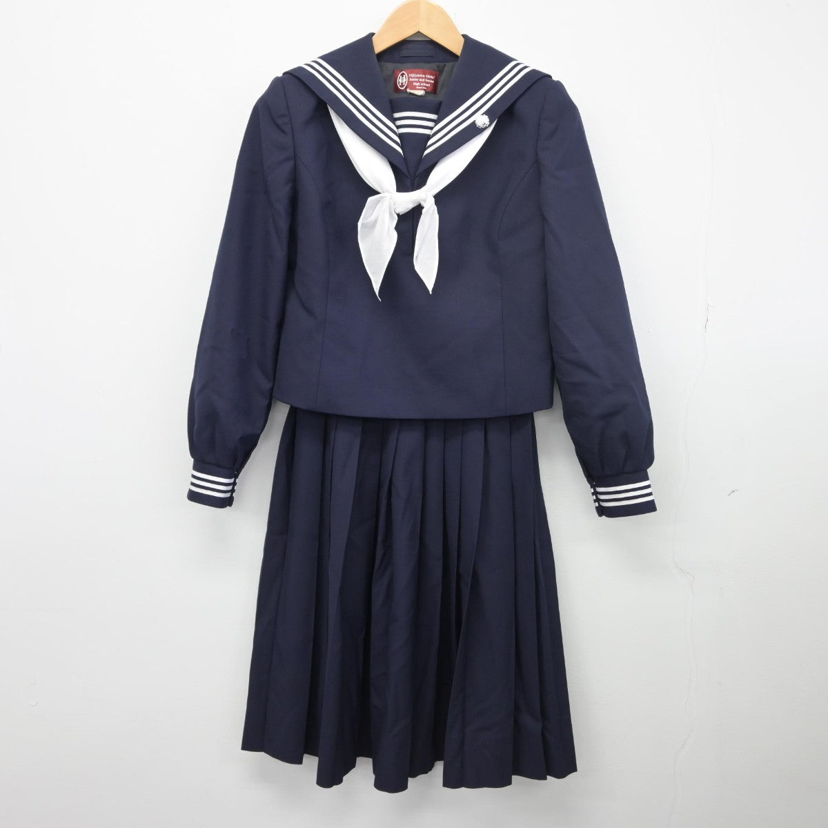 【中古】広島県 比治山女子高等学校 女子制服 4点（セーラー服・スカート）sf034207