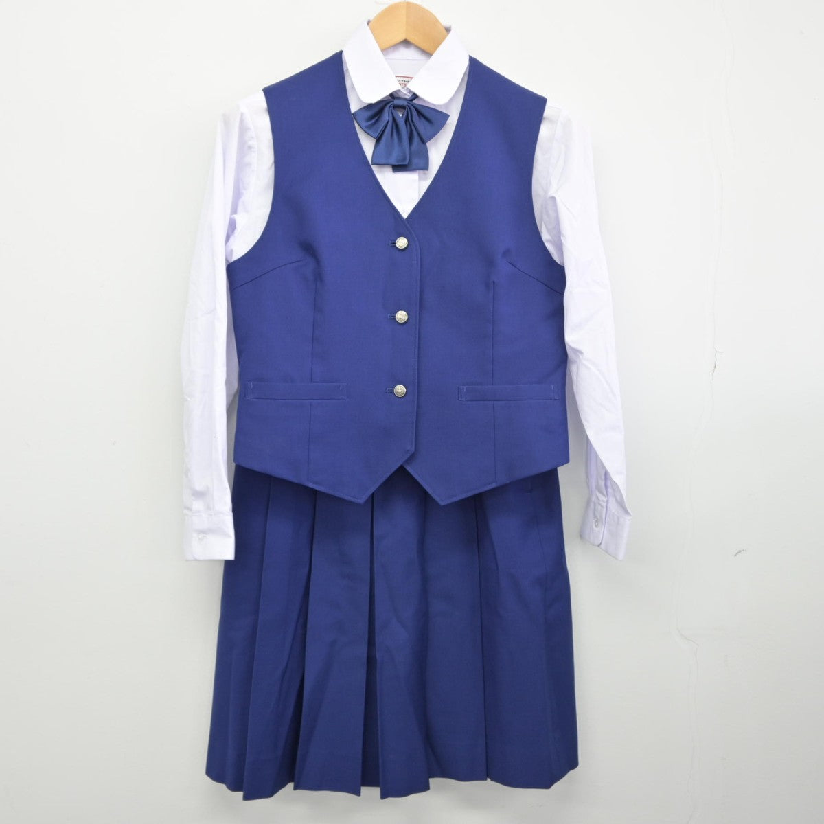 【中古】岩手県 不来方高等学校 女子制服 6点（ブレザー・ベスト・シャツ・スカート）sf034318