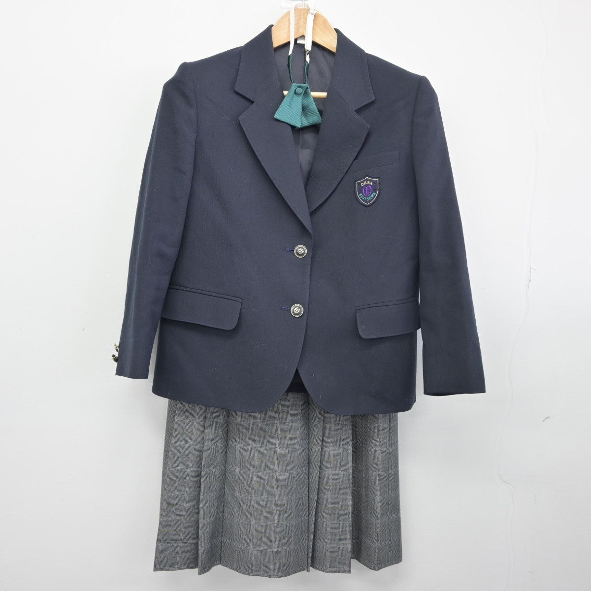 【中古】神奈川県 大庭中学校 女子制服 3点（ブレザー・スカート）sf034349